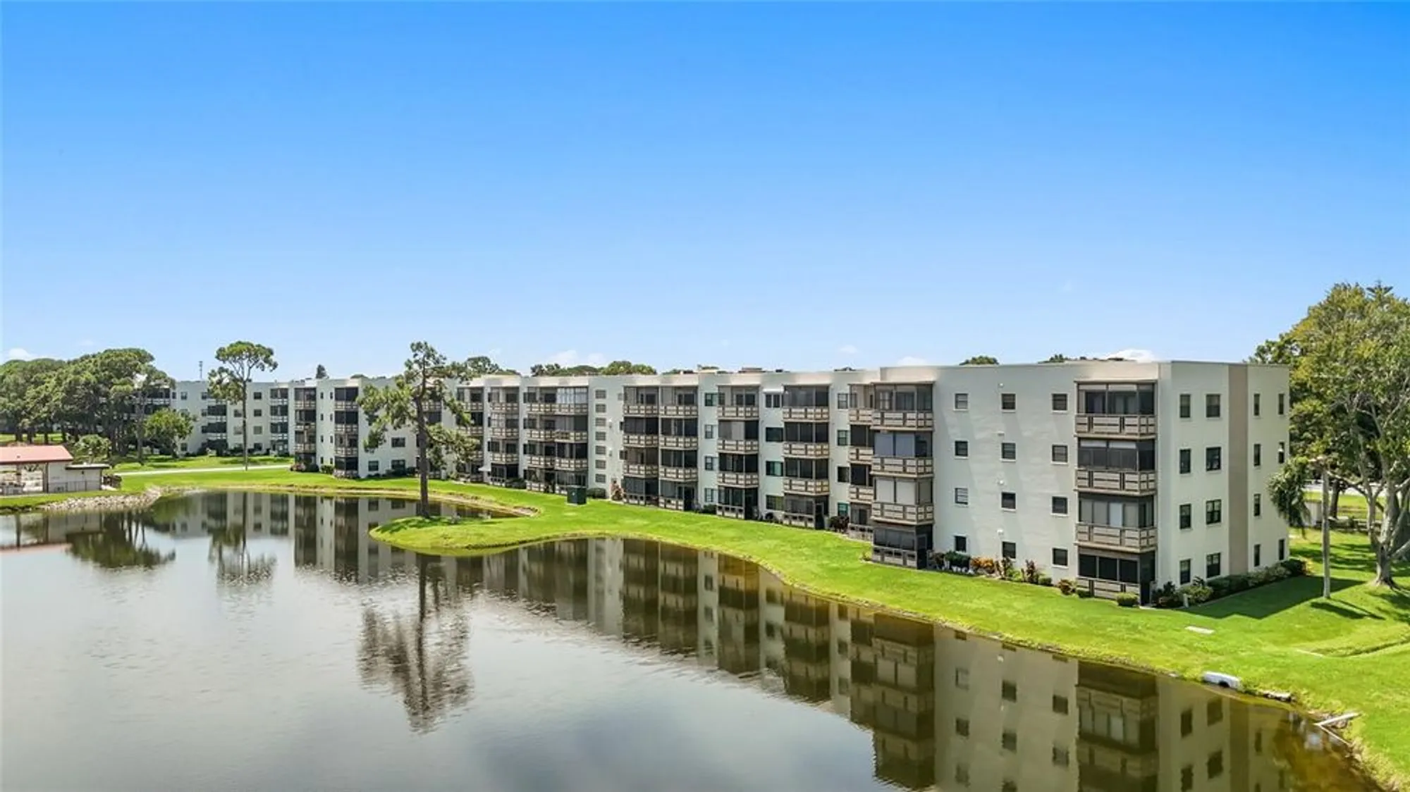 Property Slideshow image 29 of 32 | 6070 80th st n unit 109, St Petersburg, FL, 33709