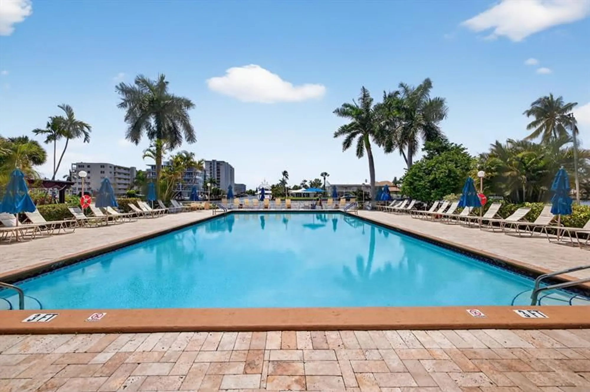 Property Slideshow image 31 of 35 | 3233 ne 34th st apt 814, Fort Lauderdale, FL, 33308