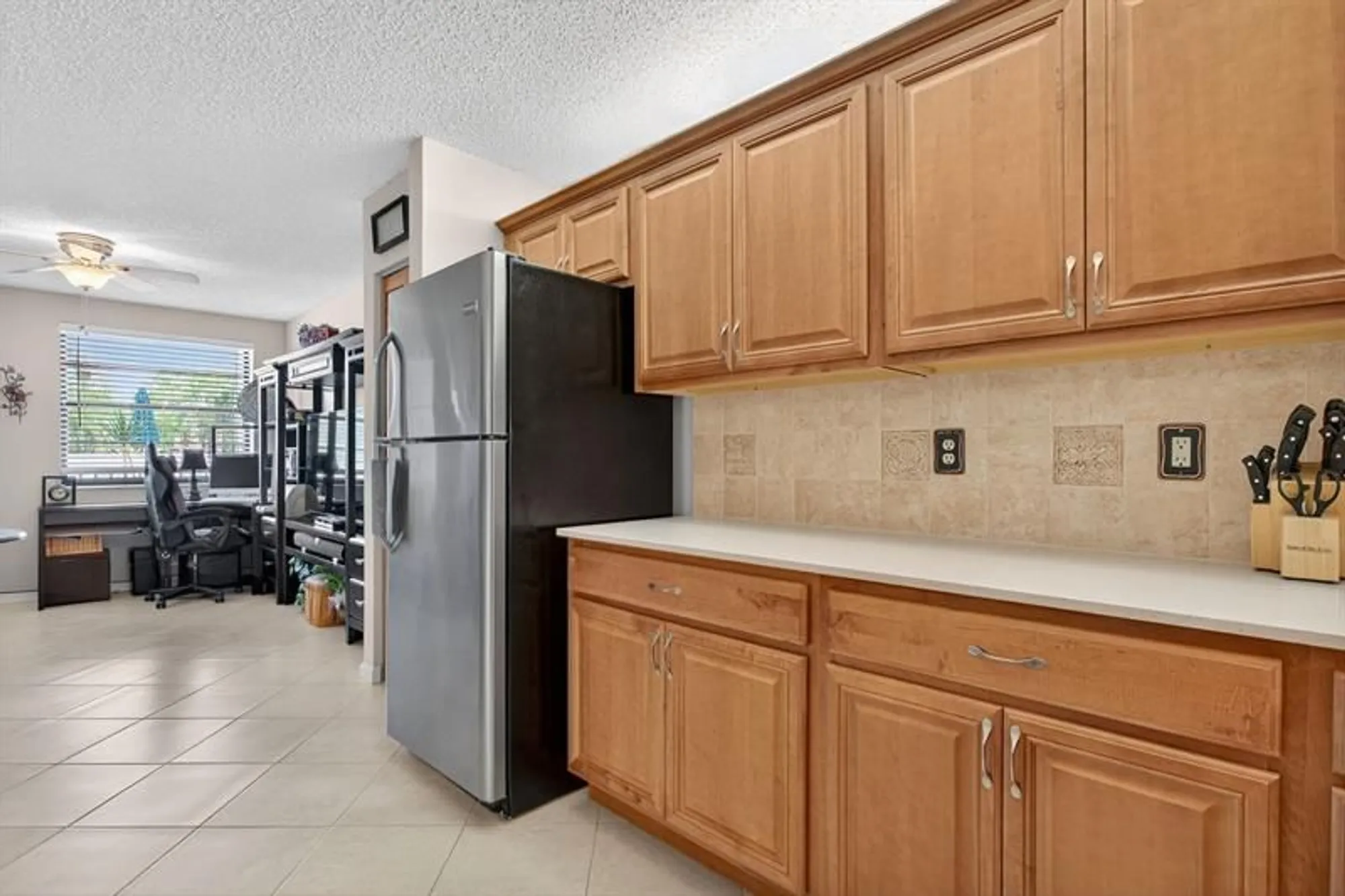 Property Slideshow image 9 of 56 | 7445 fairfax dr 209, Tamarac, FL, 33321
