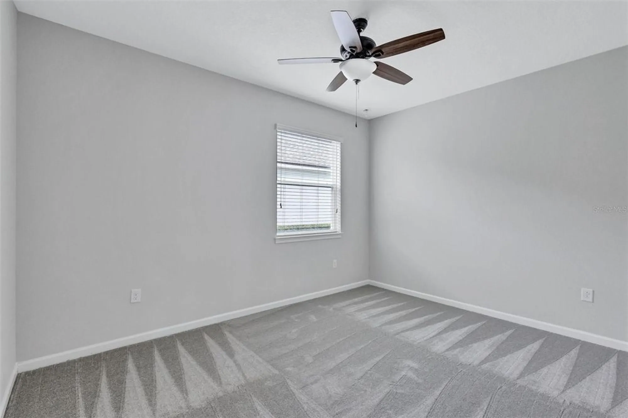 Property Slideshow image 39 of 55 | 5221 horizon cv, Bradenton, FL, 34211
