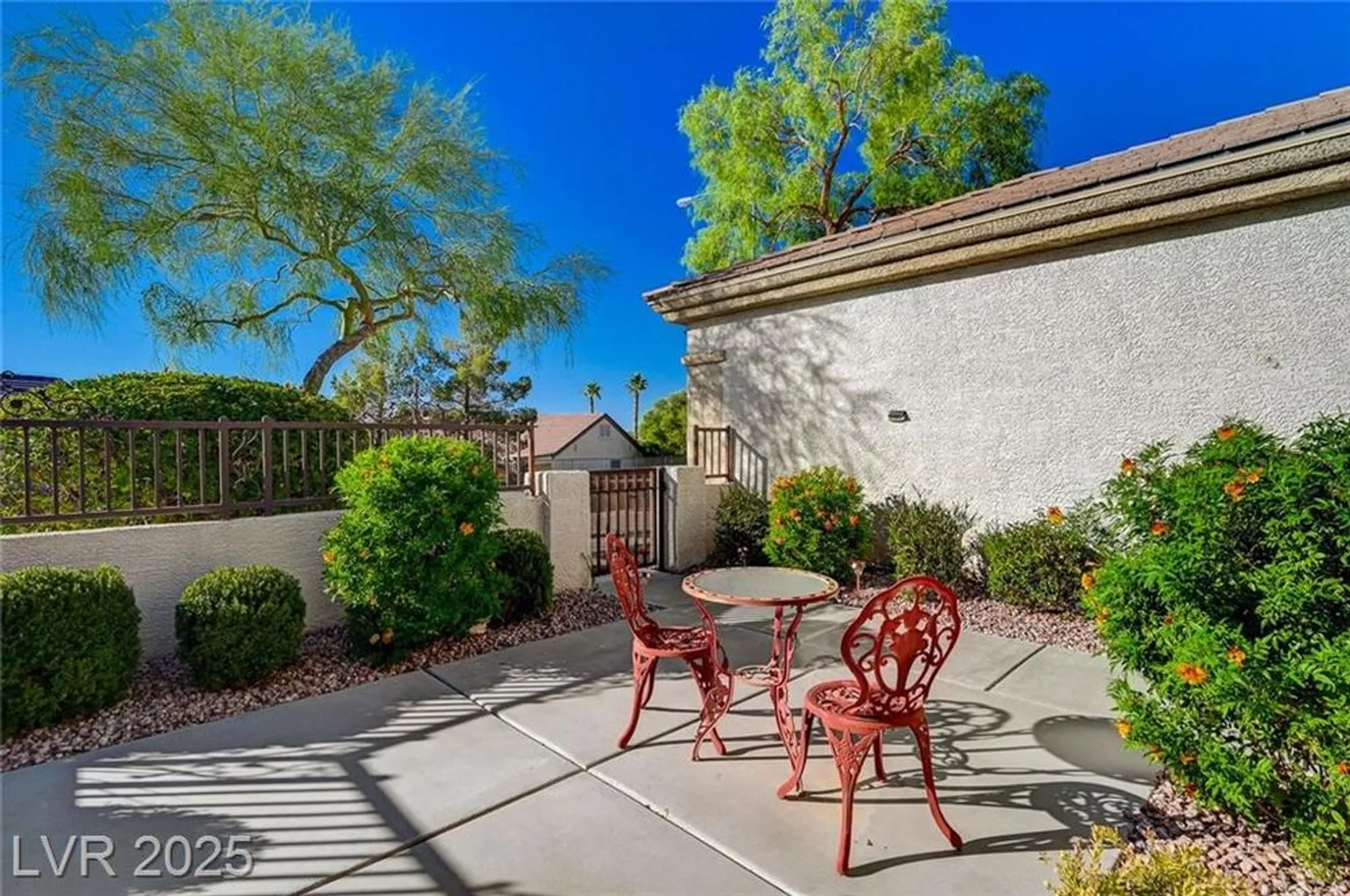Property Slideshow image 6 of 51 | 1620 langston hughes st, Henderson, NV, 89052