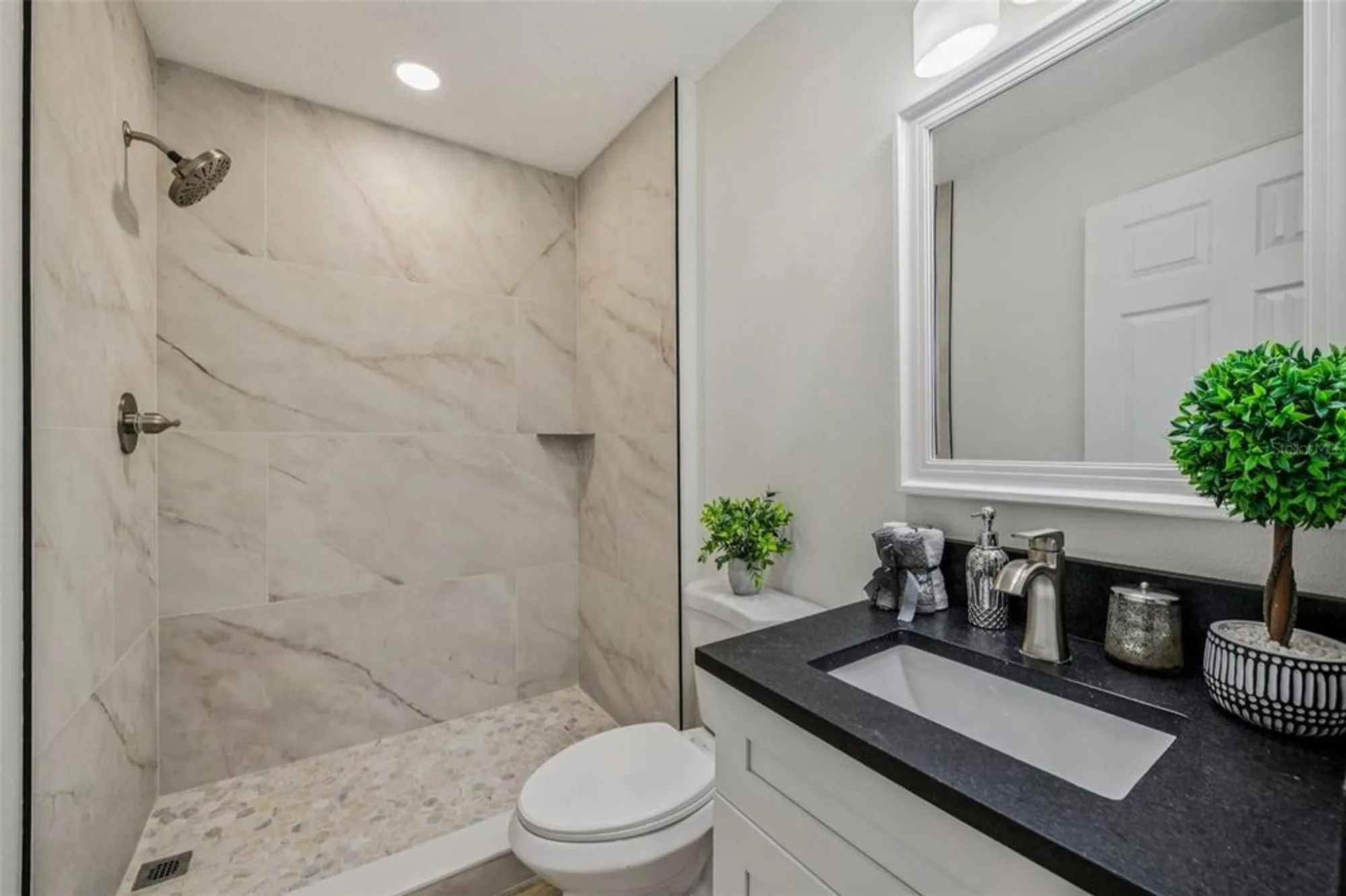 Property Slideshow image 25 of 53 | 2746 edwards ln, The Villages, FL, 32162