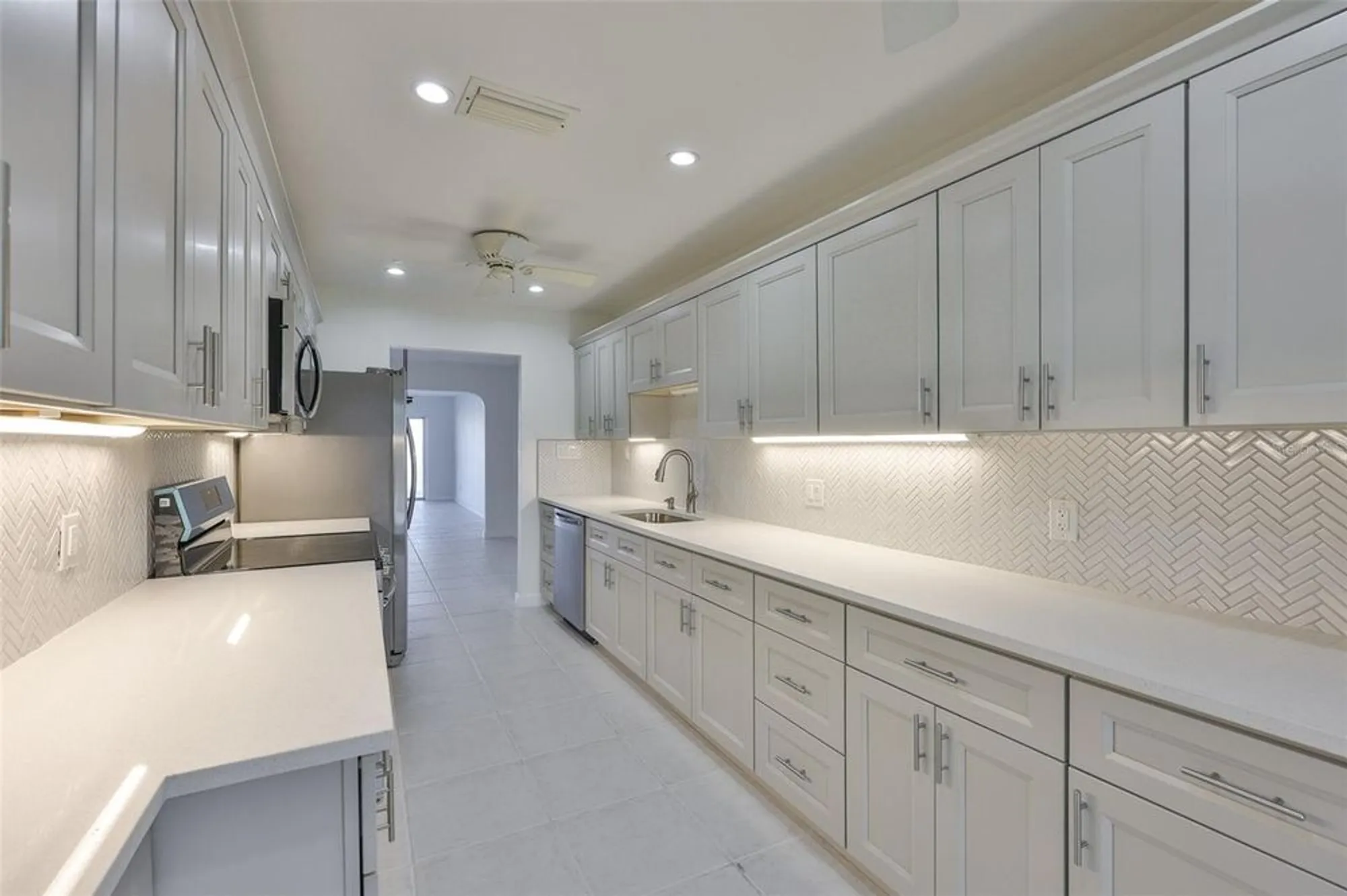 Property Slideshow image 3 of 25 | 439 boca ciega point blvd n, St Petersburg, FL, 33708