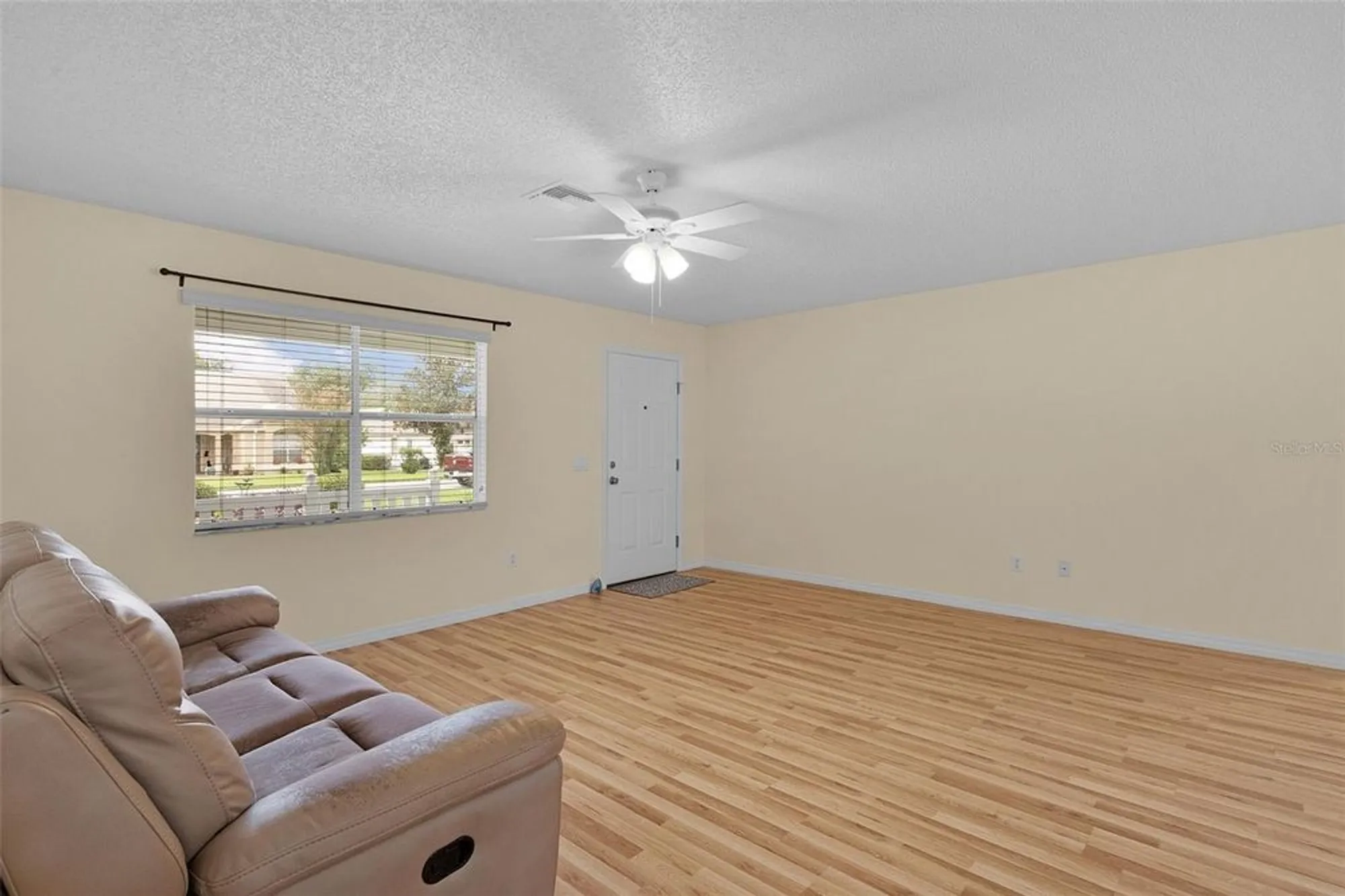 Property Slideshow image 17 of 55 | 1003 del mar dr, Lady Lake, FL, 32159