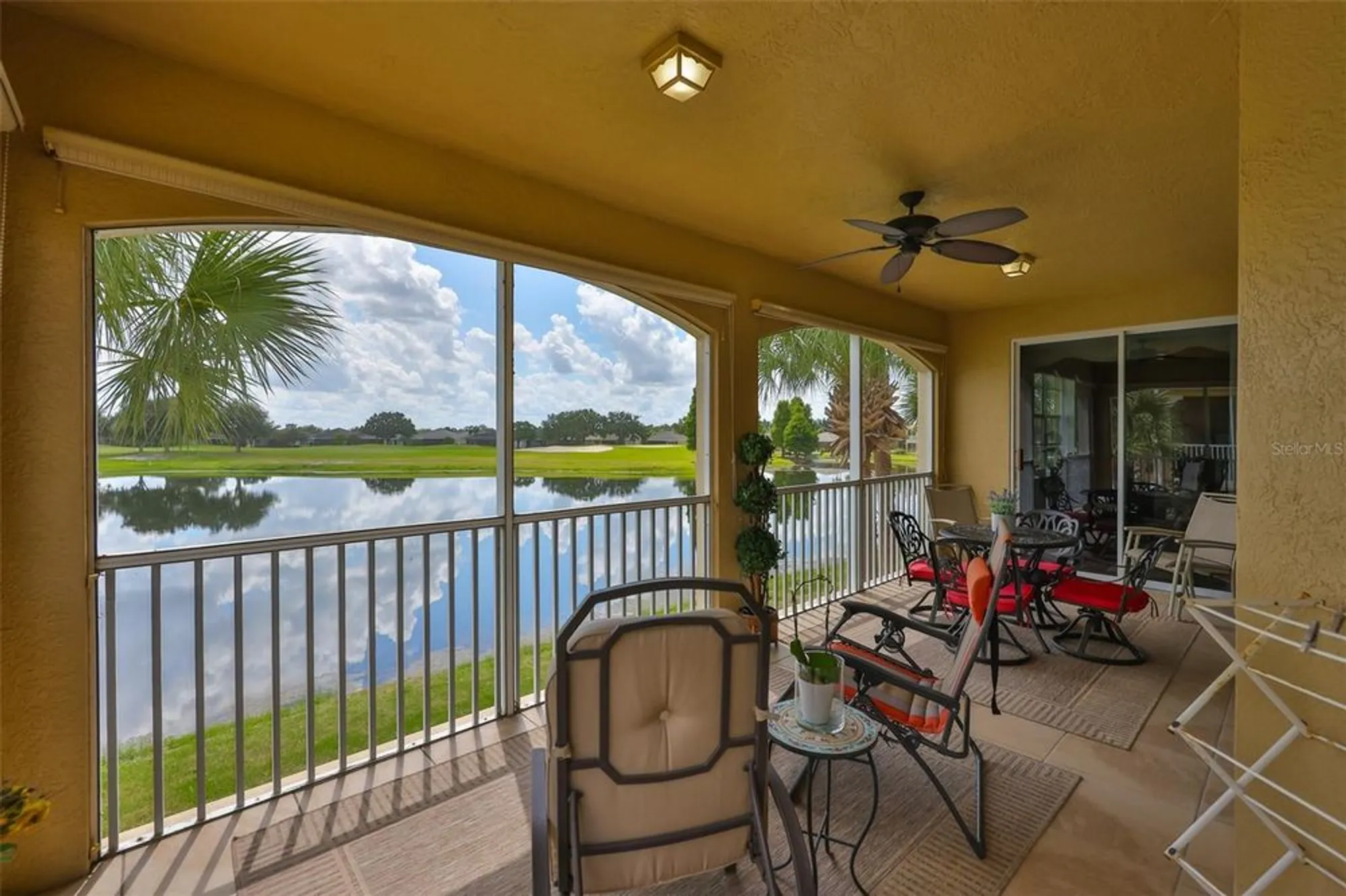 Property Slideshow image 20 of 57 | 1360 emerald dunes dr, Sun City Center, FL, 33573