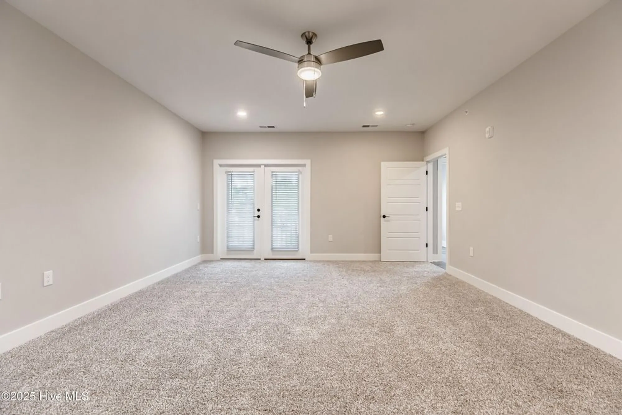 Property Slideshow image 21 of 39 | 395 s crow creek dr nw unit 1821, Calabash, NC, 28467