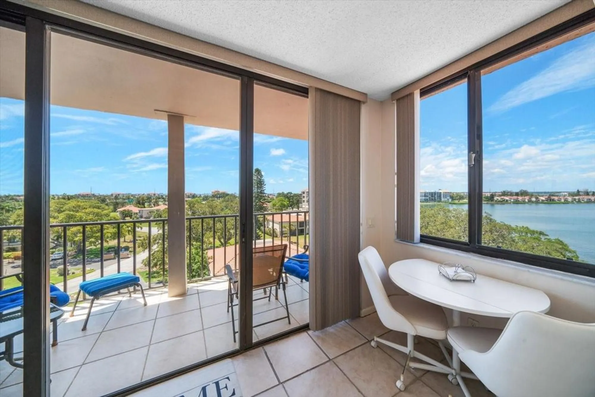 Property Slideshow image 6 of 34 | 6218 palma del mar blvd s apt 606, St Petersburg, FL, 33715