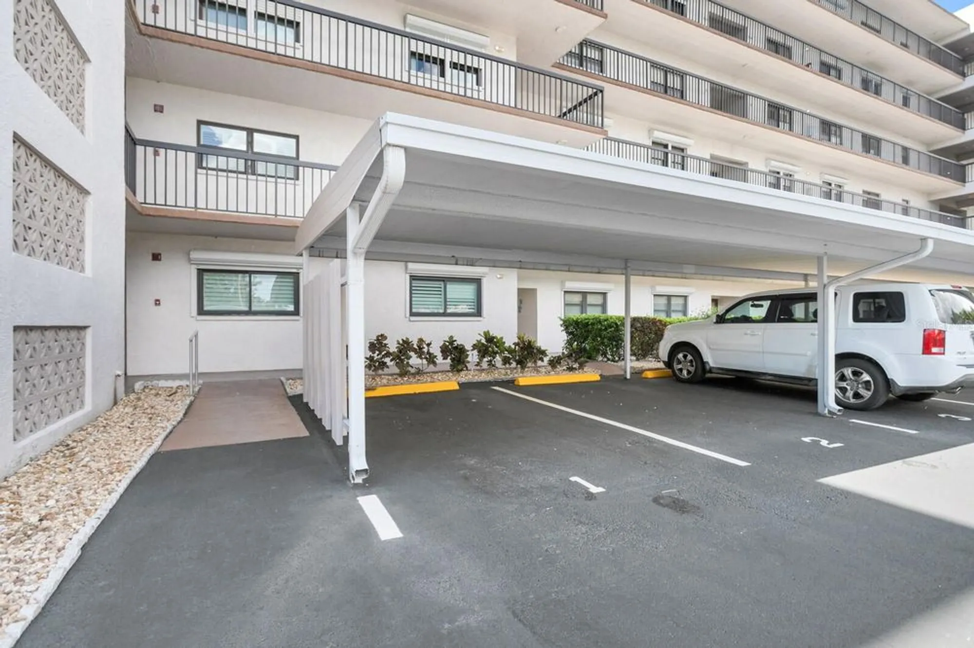 Property Slideshow image 45 of 77 | 8186 terrace garden dr n unit 101, St Petersburg, FL, 33709