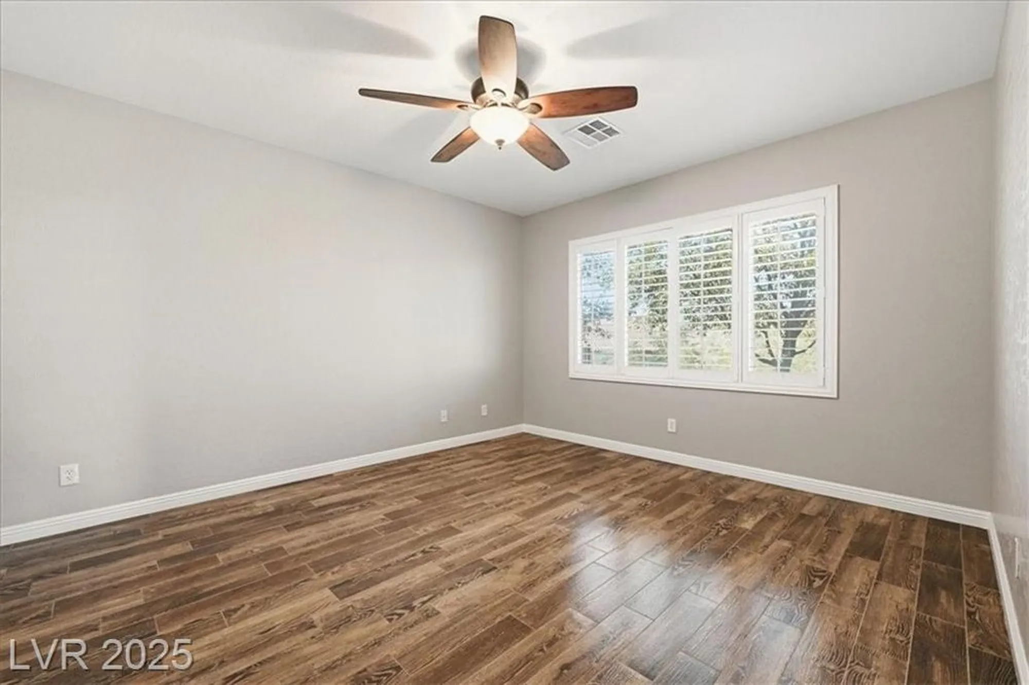 Property Slideshow image 16 of 35 | 2429 sun grazer st, Henderson, NV, 89044