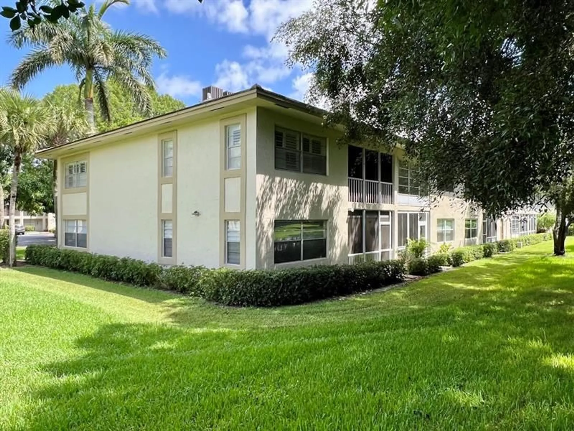 Property Slideshow image 23 of 57 | 2606 nassau bnd h2, Coconut Creek, FL, 33066