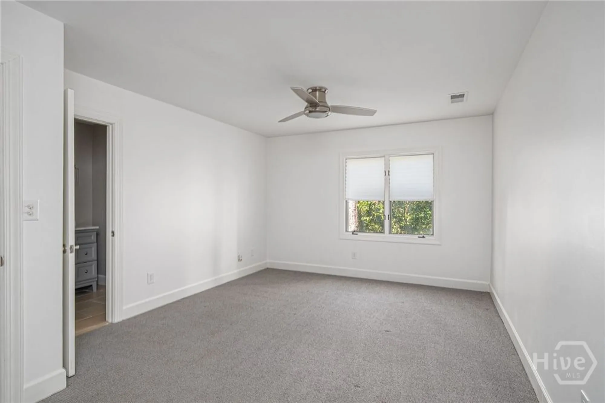 Property Slideshow image 21 of 29 | 22 deer run, Savannah, GA, 31411