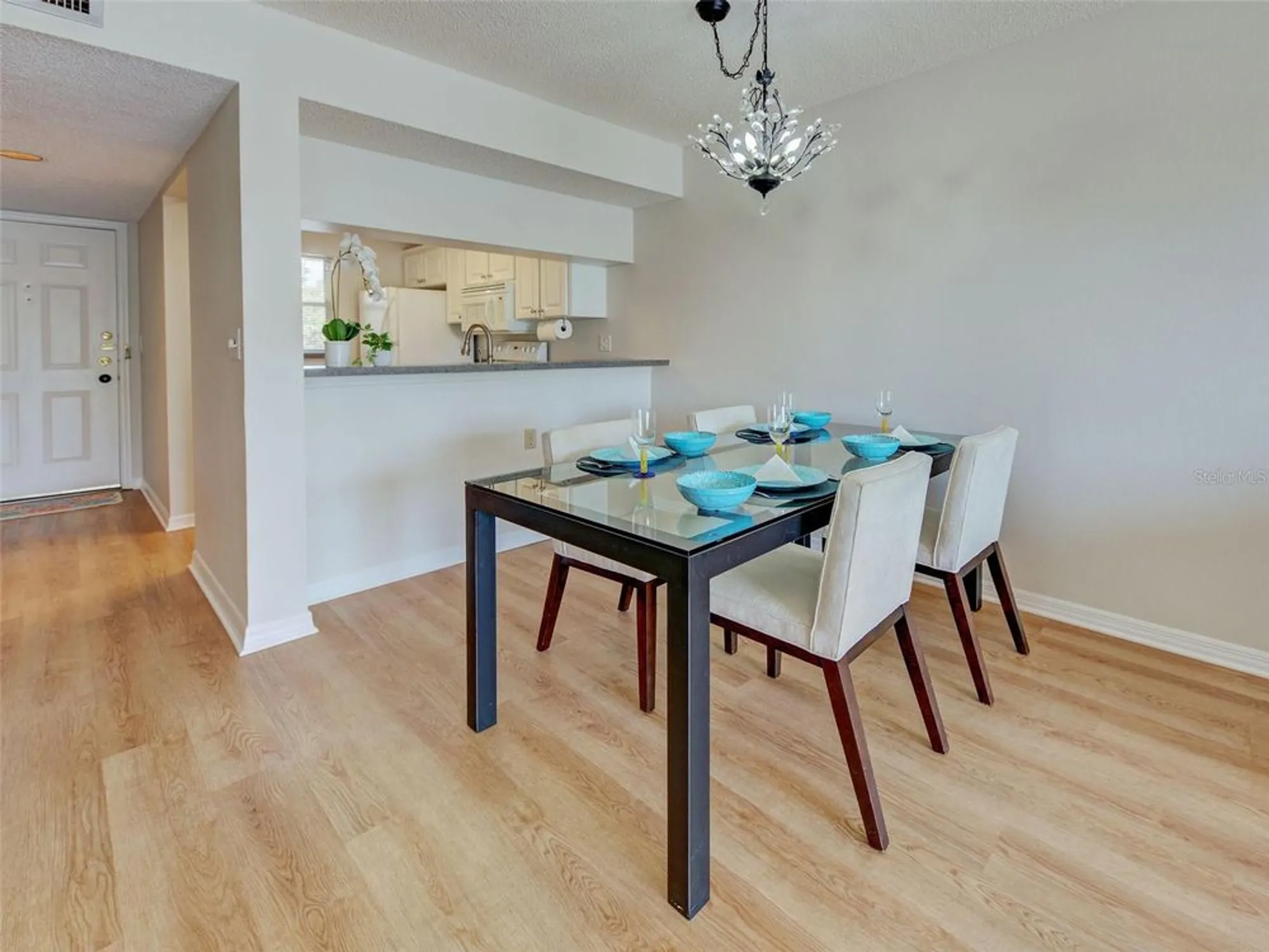 Property Slideshow image 21 of 54 | 406 cerromar cir 222, Venice, FL, 34293