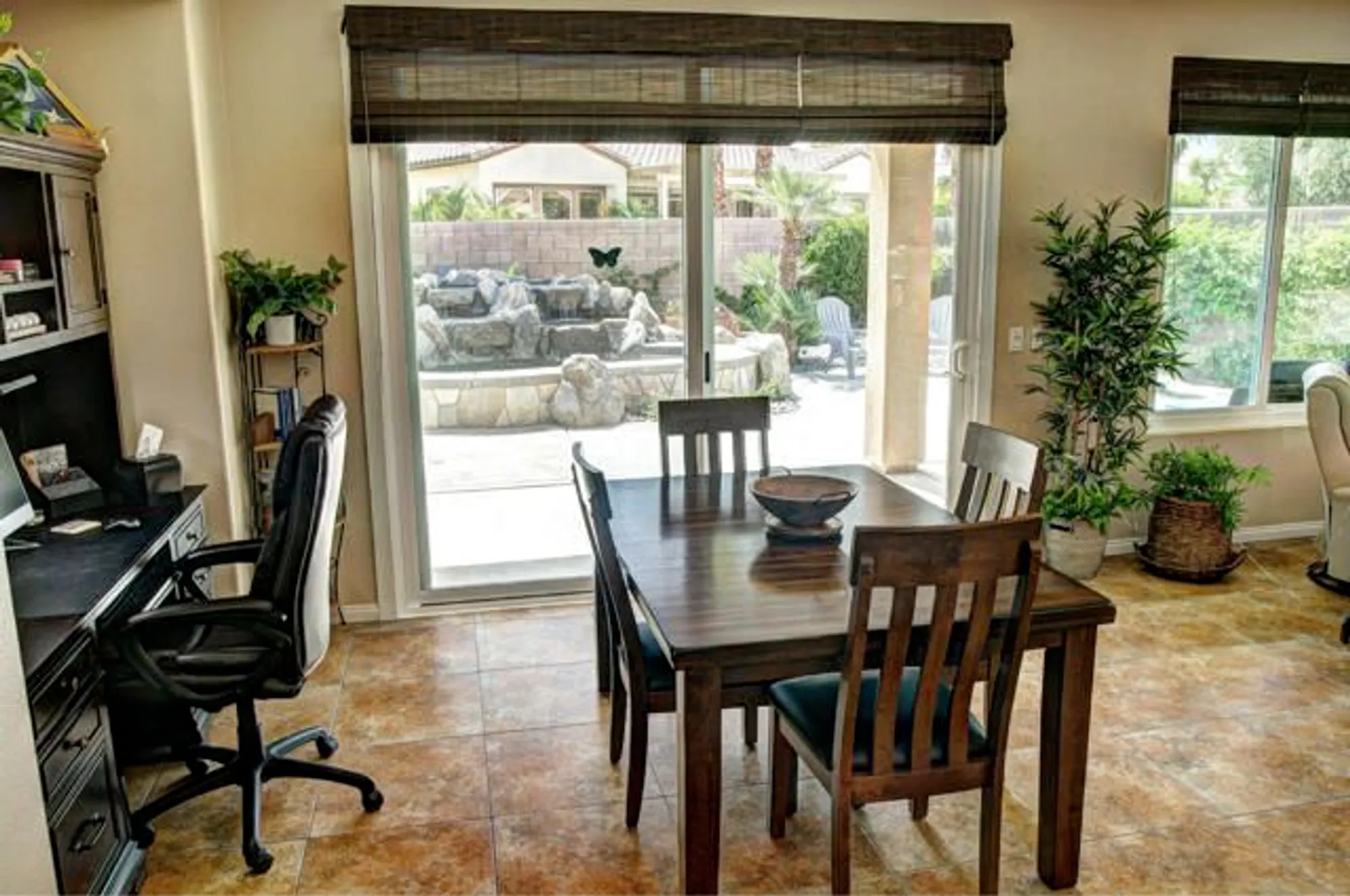 Property Slideshow image 17 of 29 | 81631 prism dr, La Quinta, CA, 92253