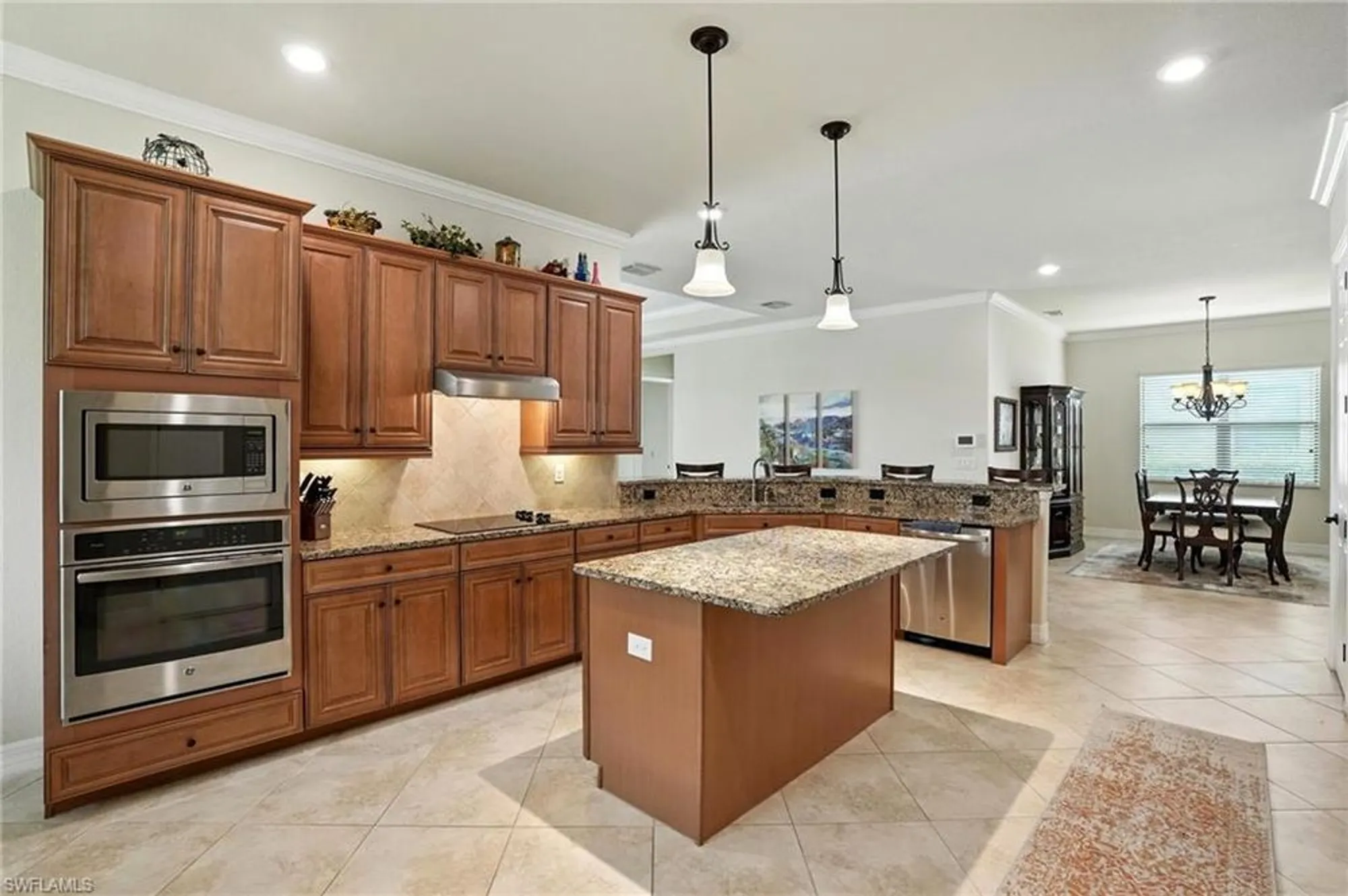 Property Slideshow image 13 of 48 | 28089 wicklow ct, Bonita Springs, FL, 34135