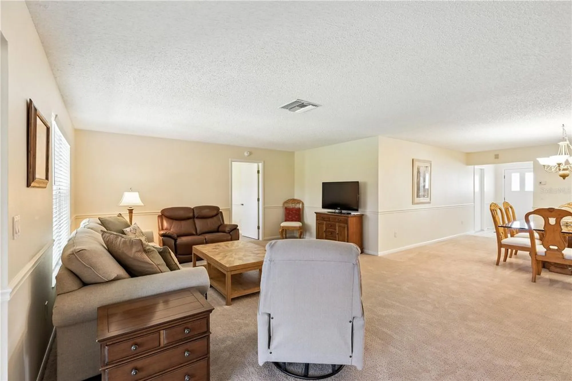 Property Slideshow image 13 of 43 | 1267 hazeltine dr, Fort Myers, FL, 33919