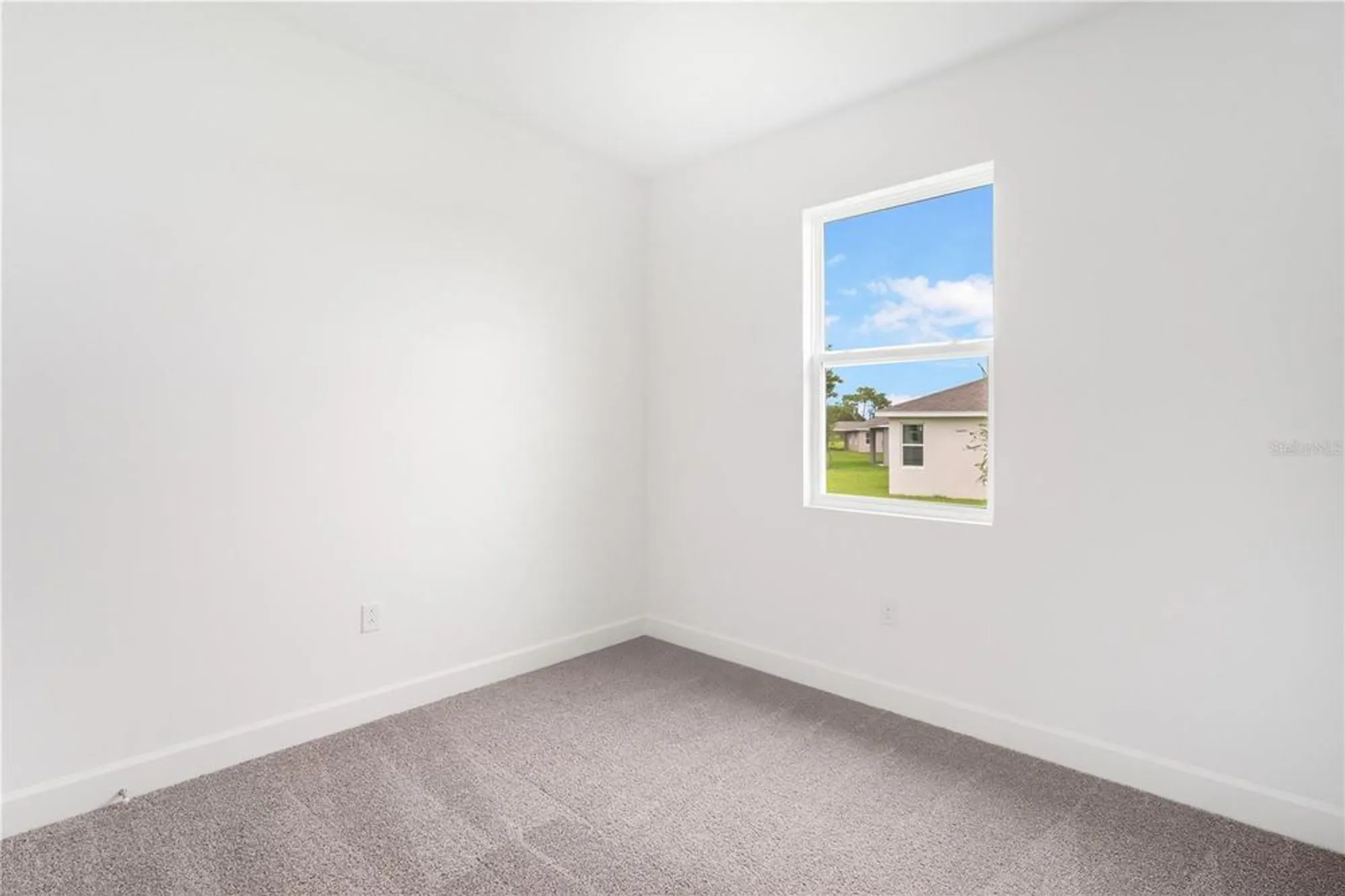 Property Slideshow image 27 of 46 | 9229 players dr, Weeki Wachee, FL, 34613