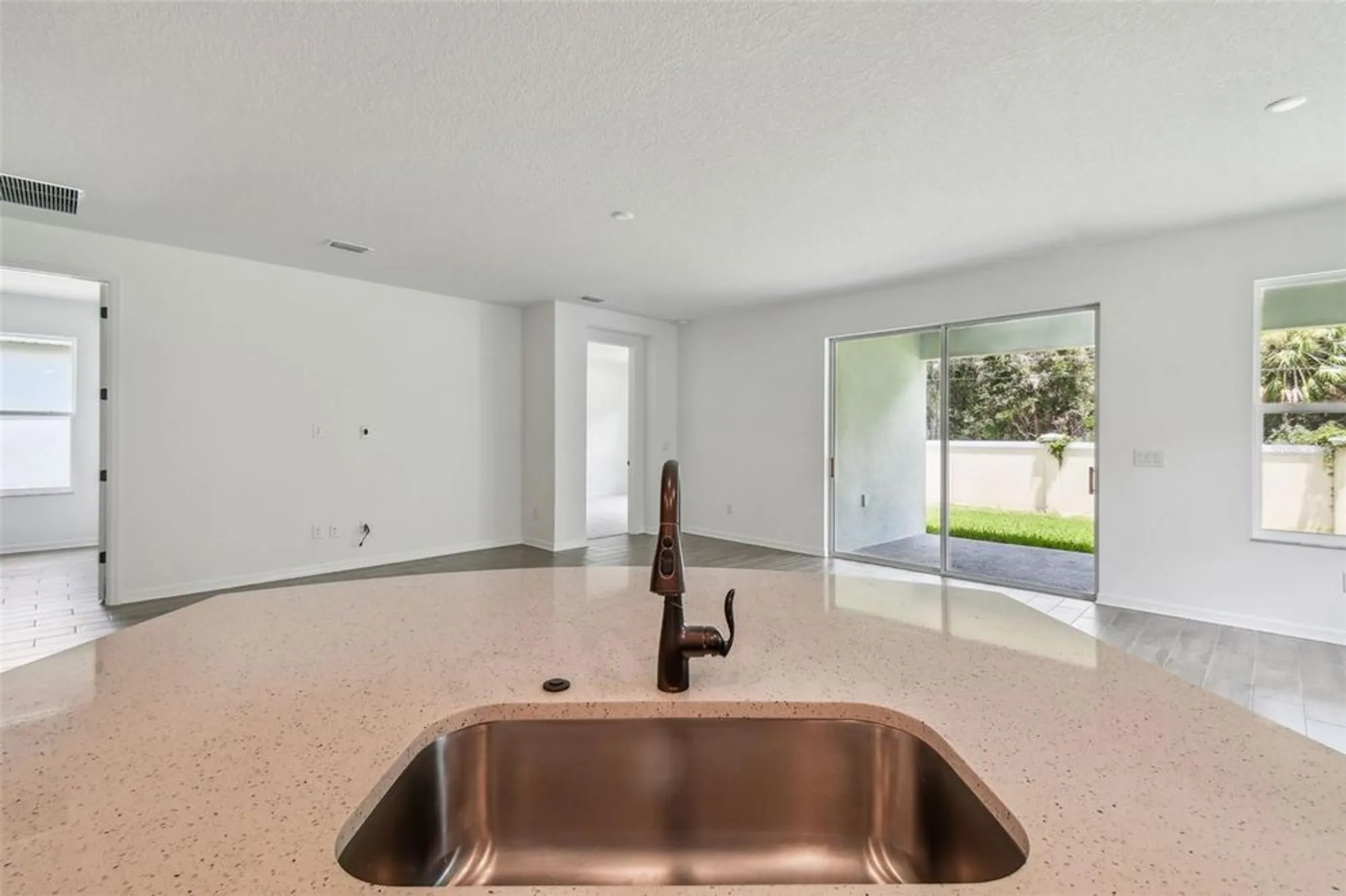 Property Slideshow image 22 of 69 | 19649 fort king run, Brooksville, FL, 34601