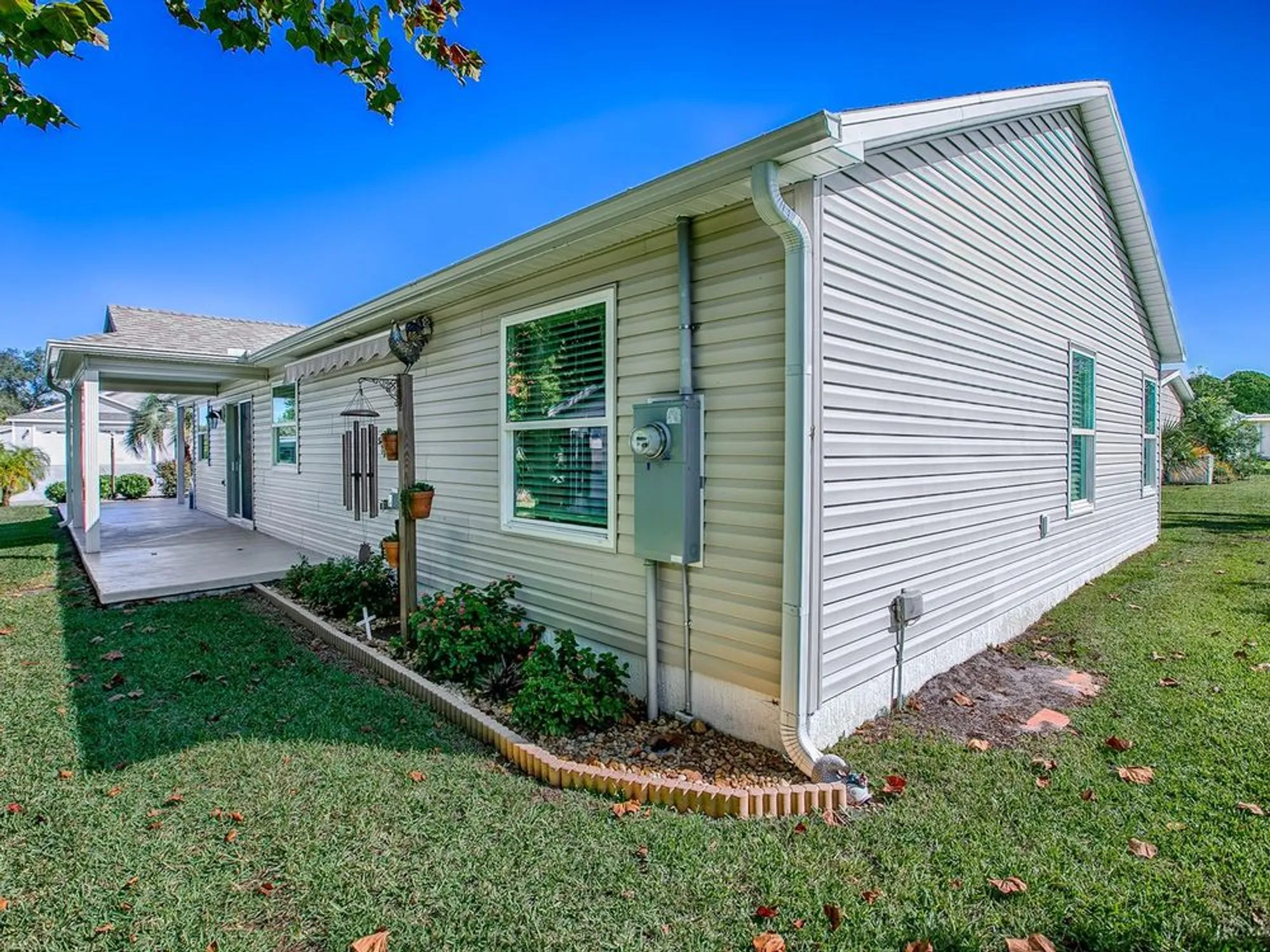 Property Slideshow image 25 of 31 | 1222 dustin dr, The Villages, FL, 32159