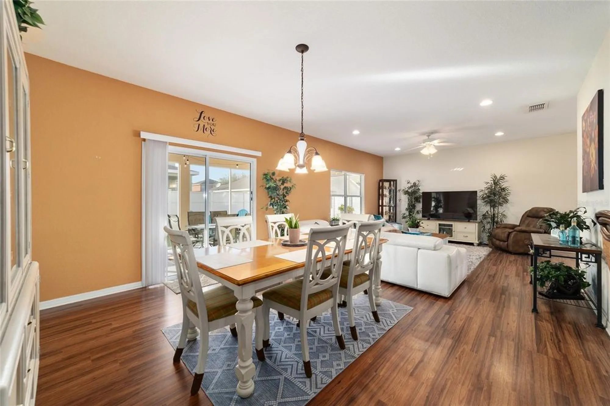 Property Slideshow image 13 of 54 | 12312 ne 48th loop, Oxford, FL, 34484