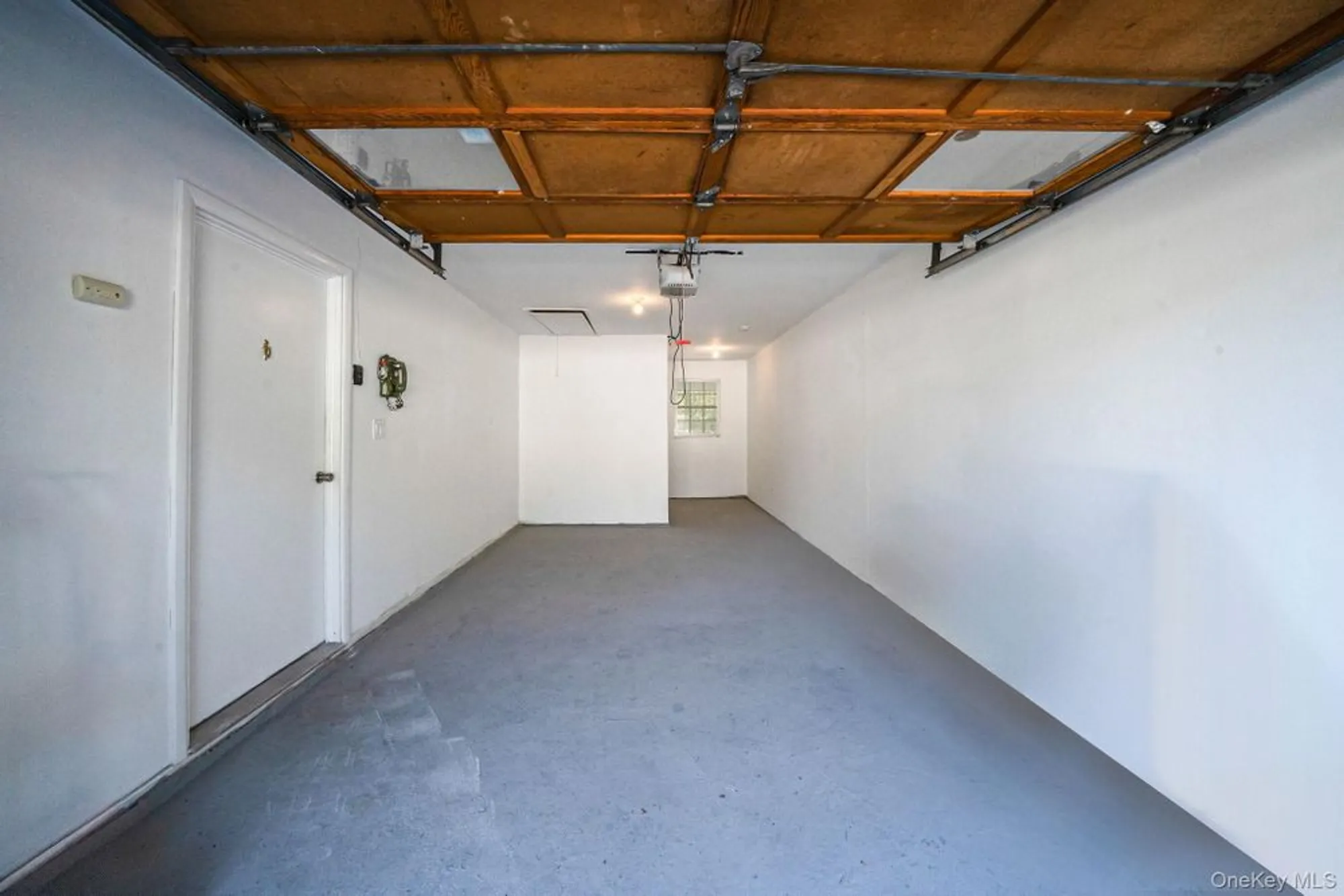 Property Slideshow image 31 of 37 | 269 berwick ct b, Ridge, NY, 11961