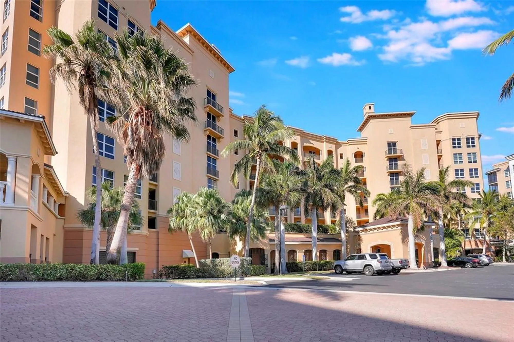 Property Slideshow image 67 of 71 | 3321 sunset key cir 204, Punta Gorda, FL, 33955