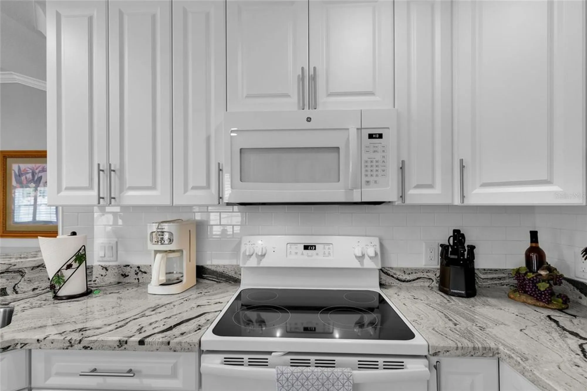 Property Slideshow image 11 of 45 | 916 medira dr, Lady Lake, FL, 32159