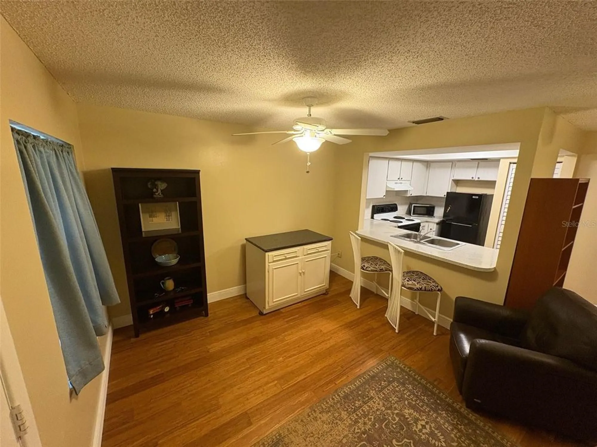 Property Slideshow image 14 of 29 | 1250 s pinellas ave 411, Tarpon Springs, FL, 34689
