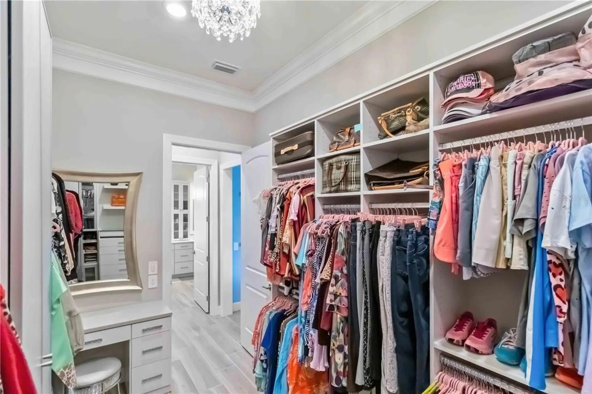 Property Slideshow image 37 of 83 | 7327 summerland cv, Bradenton, FL, 34202