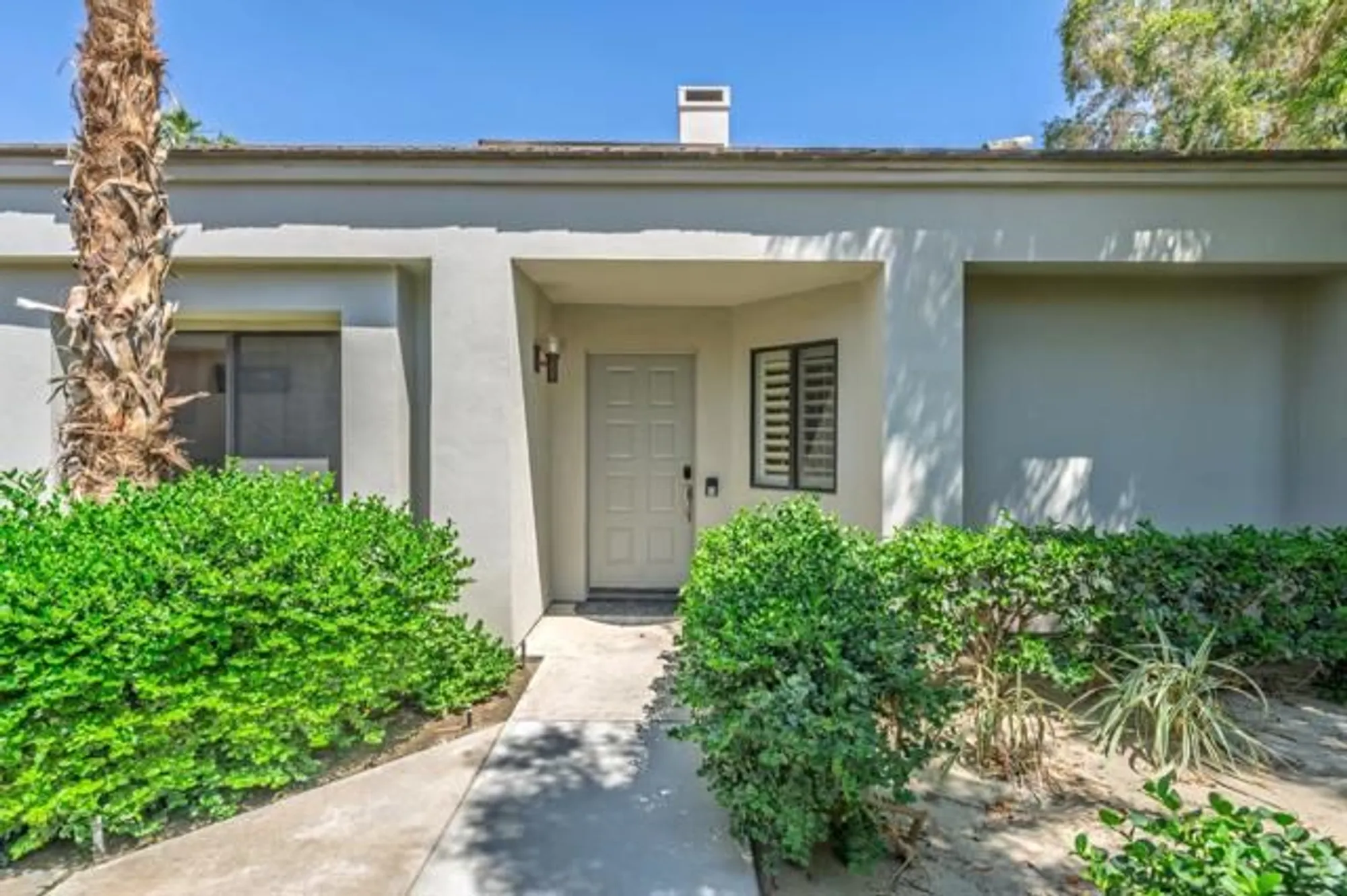 Property Slideshow image 9 of 36 | 80613 oak tree, La Quinta, CA, 92253