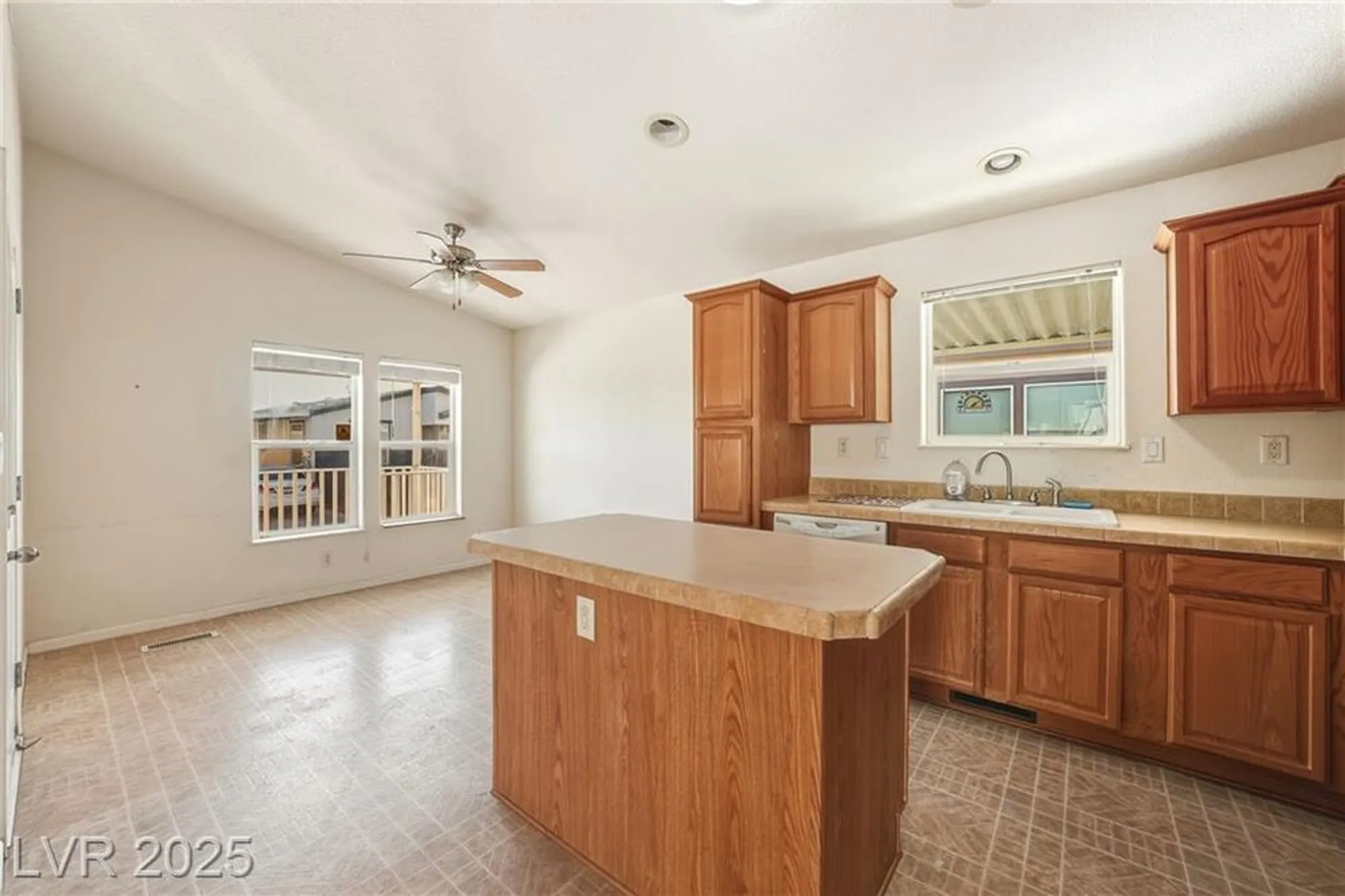 Property Slideshow image 9 of 27 | 380 bel air ave, Pahrump, NV, 89048