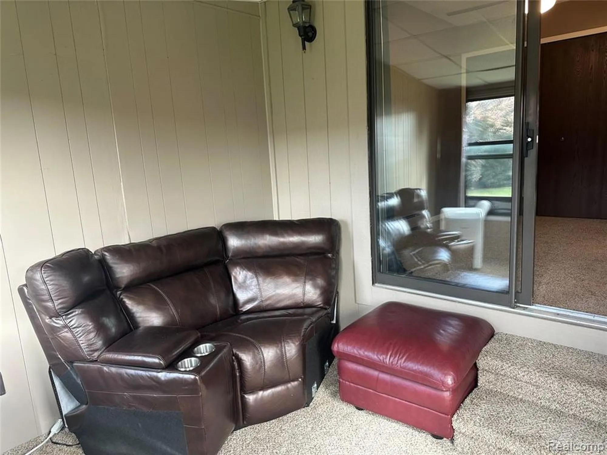 Property Slideshow image 20 of 20 | 25411 concord ln # 4, South Lyon, MI, 48178