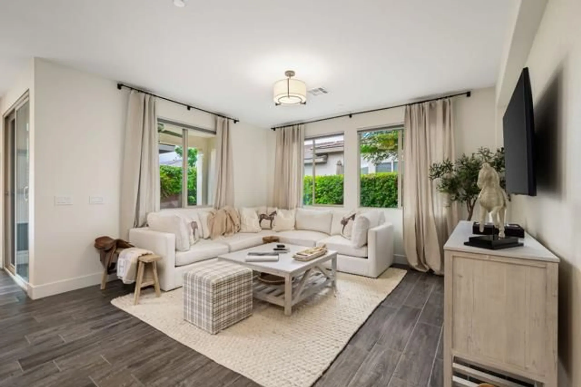 Property Slideshow image 17 of 55 | 51725 ponderosa dr, Indio, CA, 92201