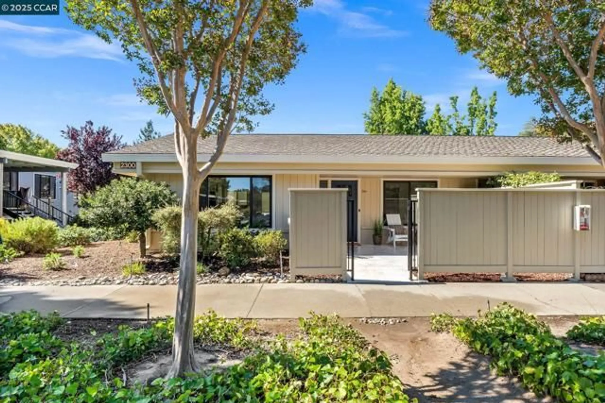 Property Slideshow image 27 of 46 | 2300 pine knoll dr 1, Walnut Creek, CA, 94595