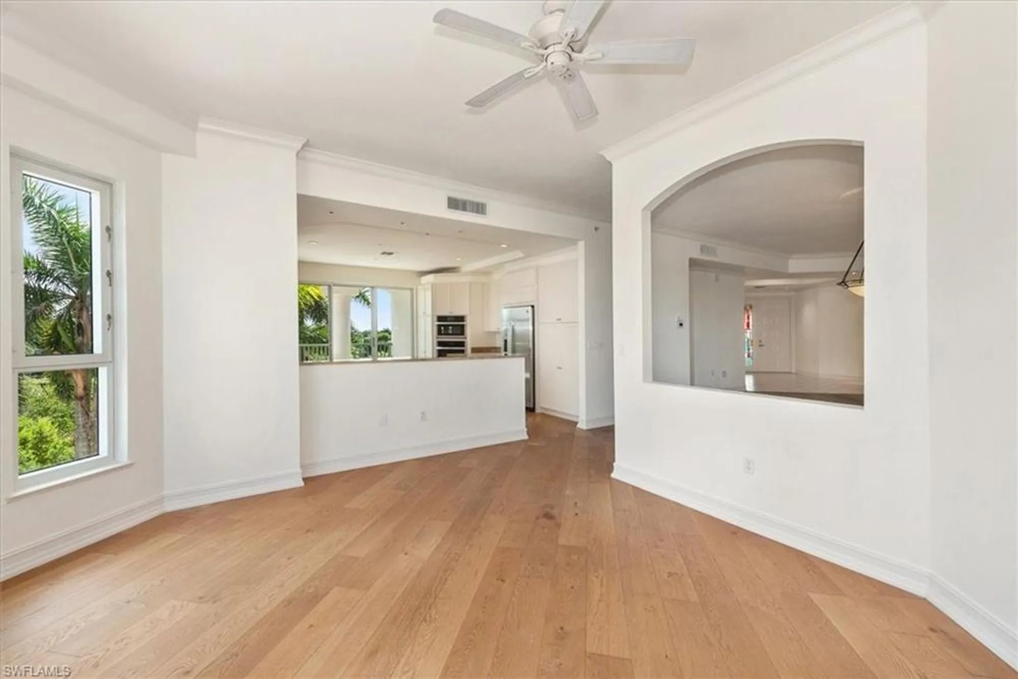 Property Slideshow image 12 of 44 | 4801 island pond ct 405, Bonita Springs, FL, 34134