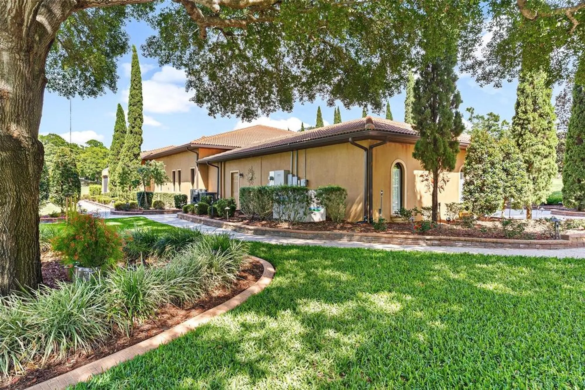 Property Slideshow image 73 of 82 | 5235 greens dr, Lady Lake, FL, 32159