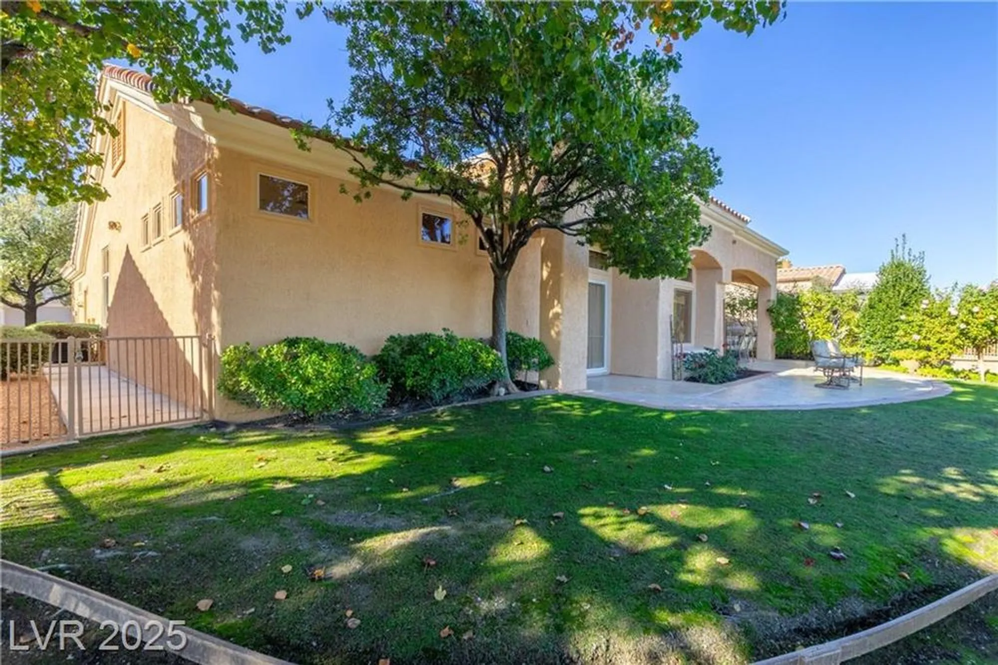 Property Slideshow image 26 of 29 | 3024 highland falls dr, Las Vegas, NV, 89134