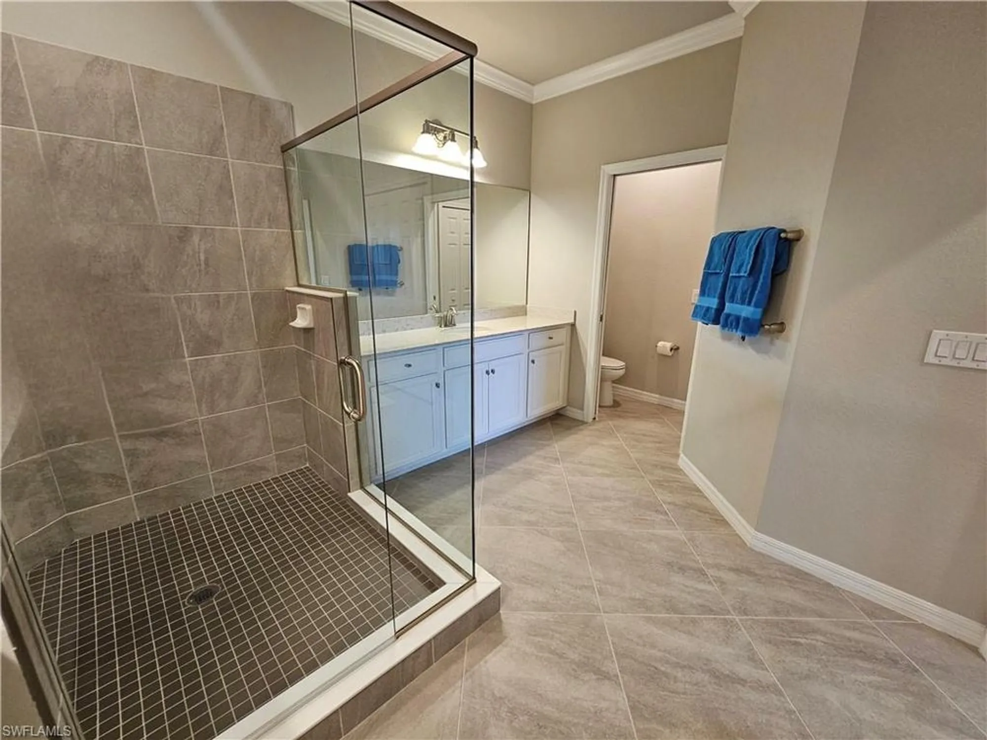 Property Slideshow image 24 of 48 | 17410 cherrywood ct unit 7203, Bonita Springs, FL, 34135