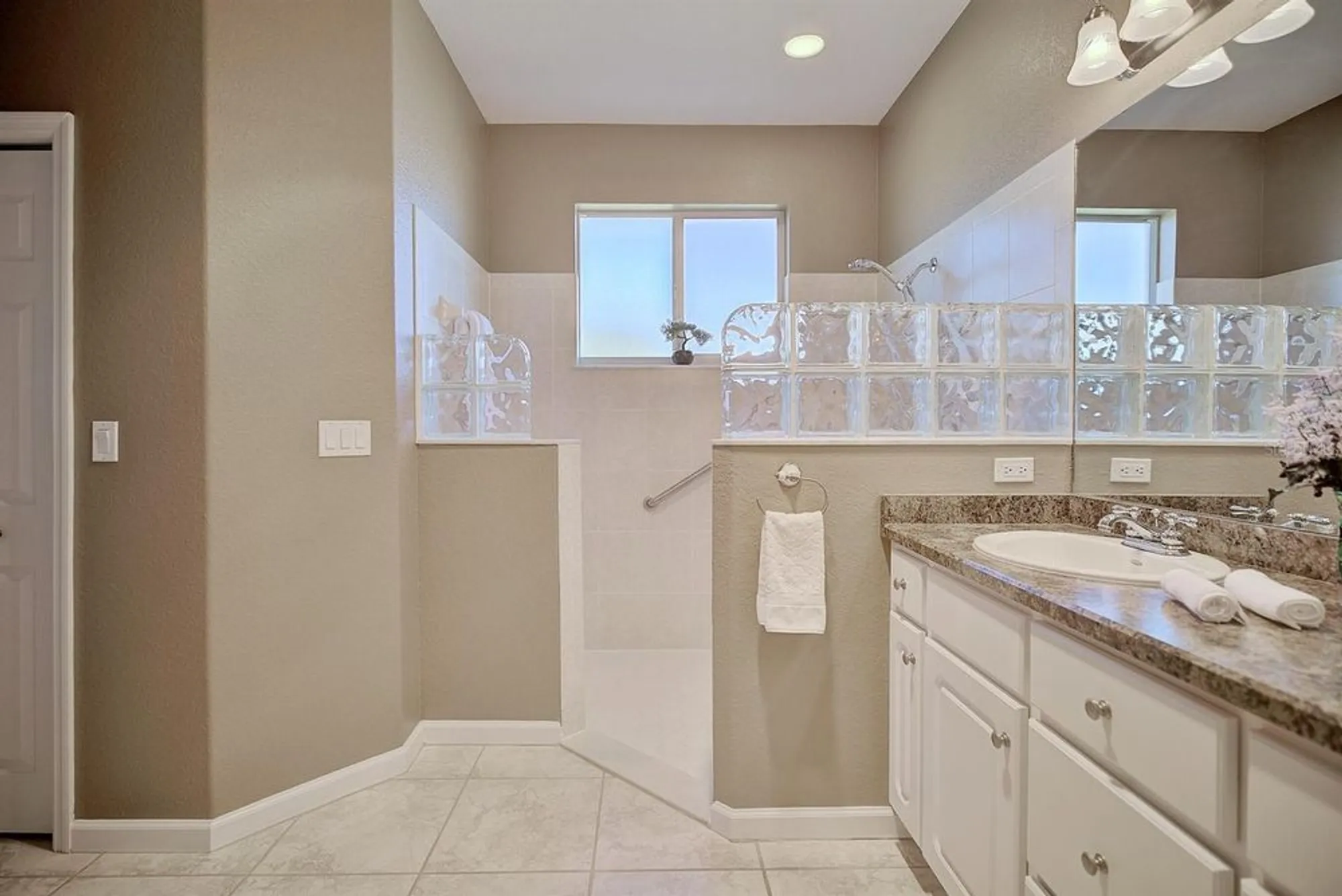 Property Slideshow image 27 of 46 | 4309 north course ln, Avon Park, FL, 33825