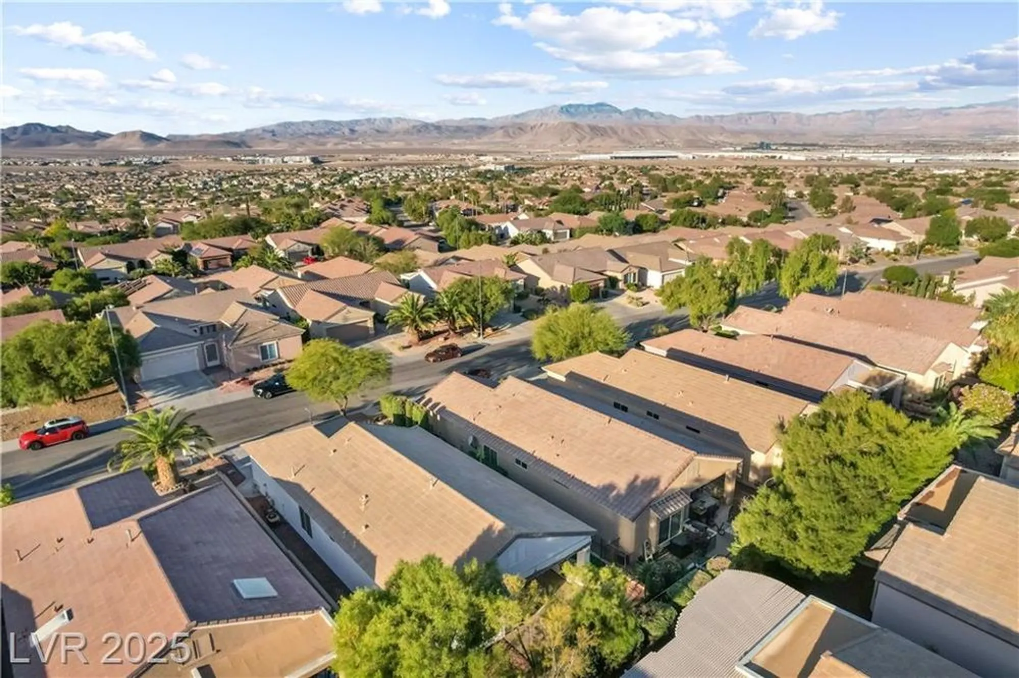 Property Slideshow image 45 of 52 | 2810 meadow park ave, Henderson, NV, 89052