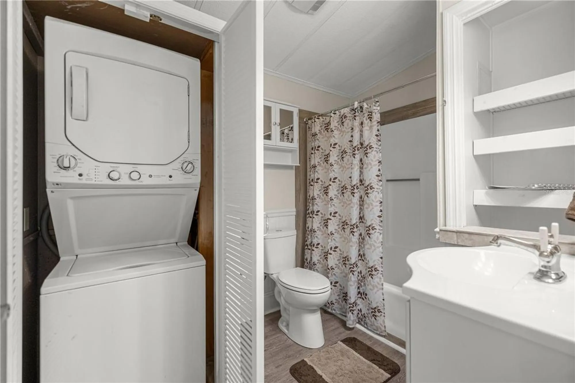 Property Slideshow image 14 of 24 | 1013 ann ave, Lady Lake, FL, 32159