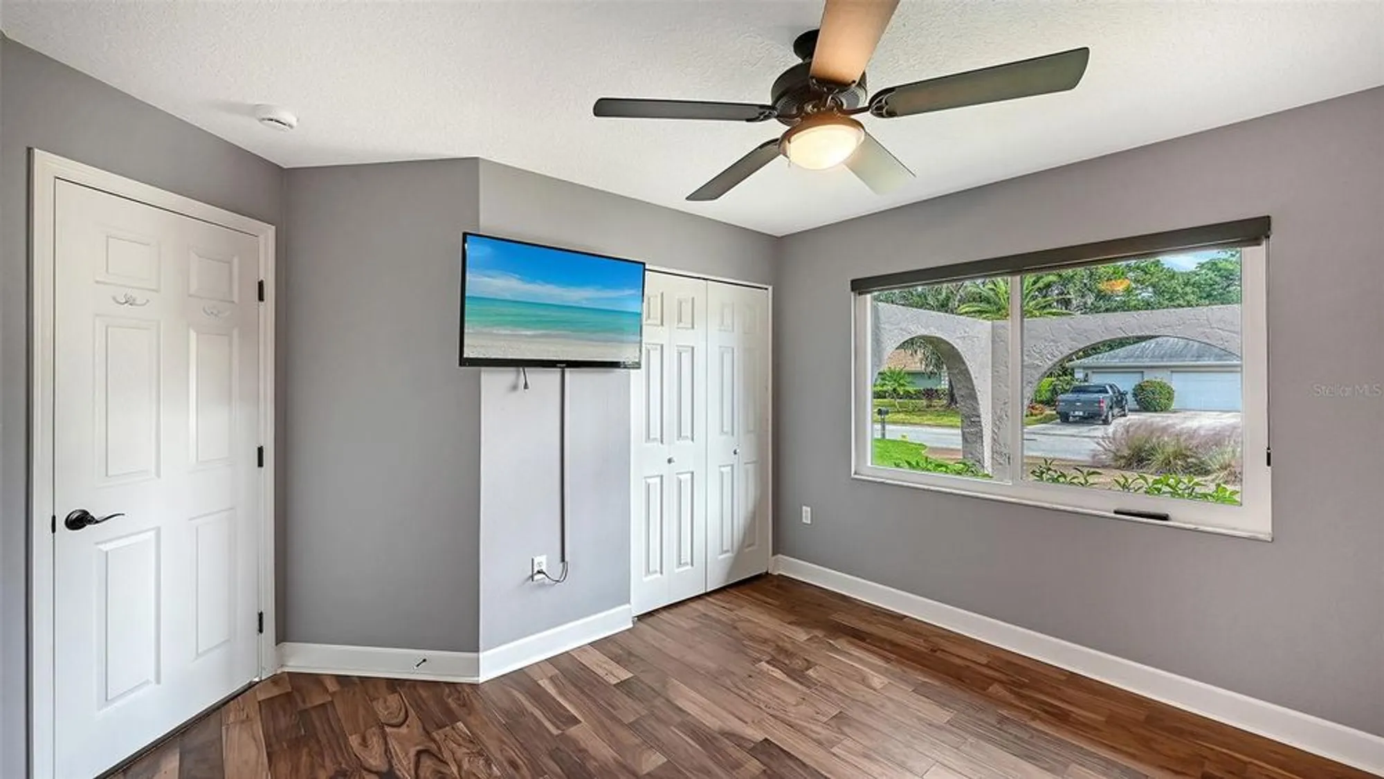 Property Slideshow image 54 of 64 | 8010 conservatory dr, Sarasota, FL, 34243