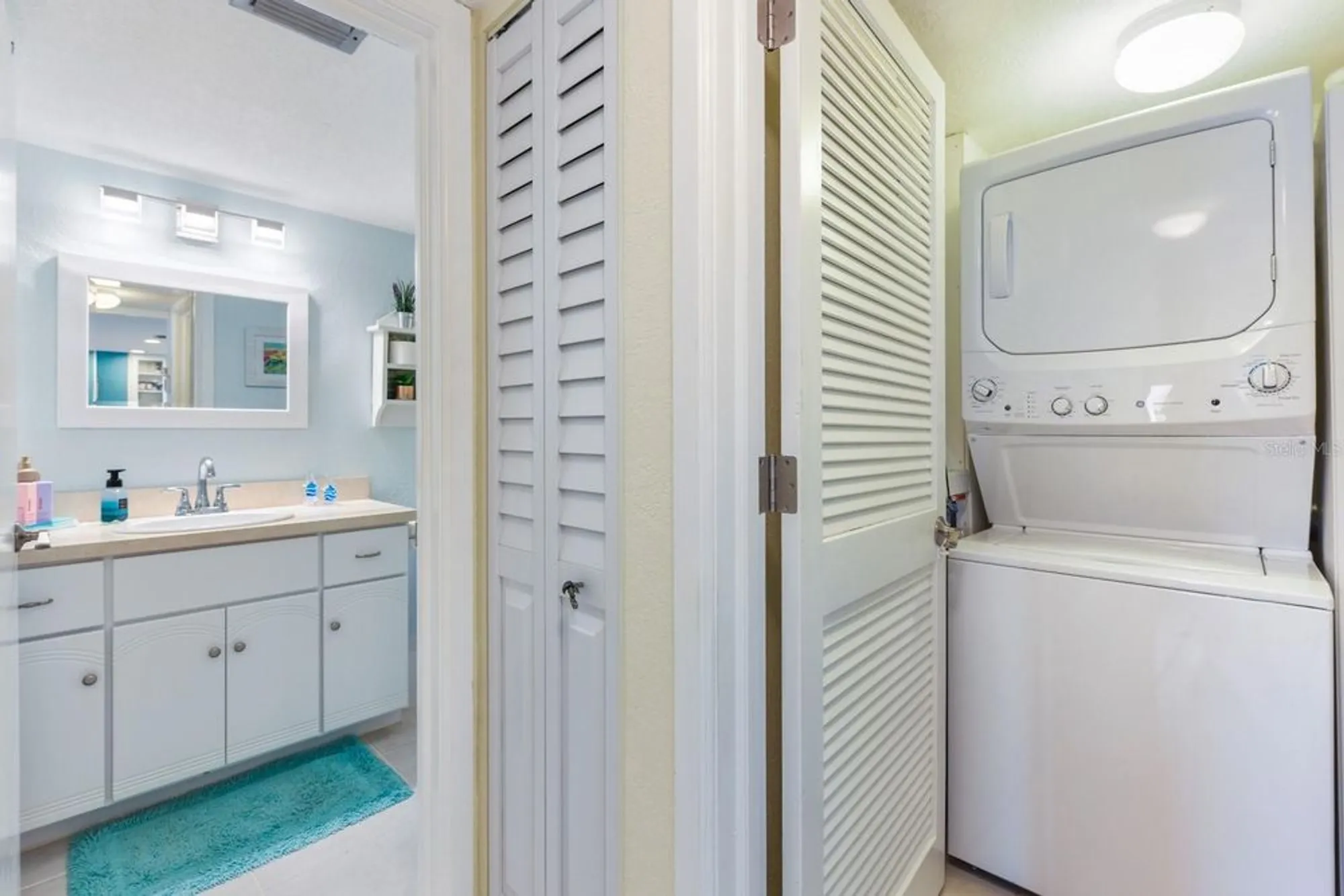 Property Slideshow image 19 of 31 | 3160 matecumbe key rd apt 212, Punta Gorda, FL, 33955