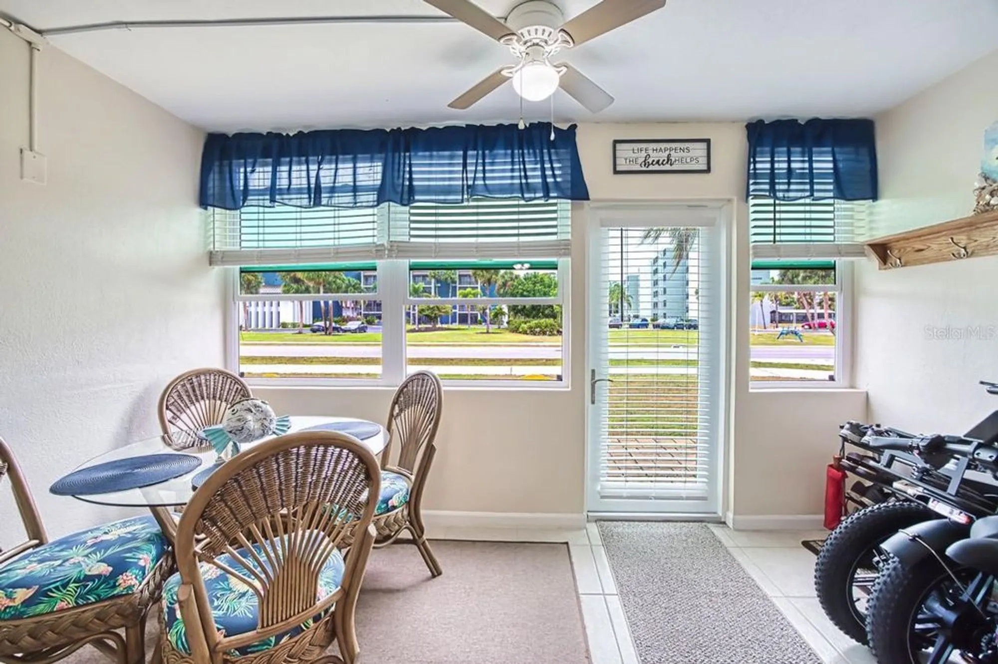 Property Slideshow image 16 of 34 | 2300 aaron st apt 106, Port Charlotte, FL, 33952
