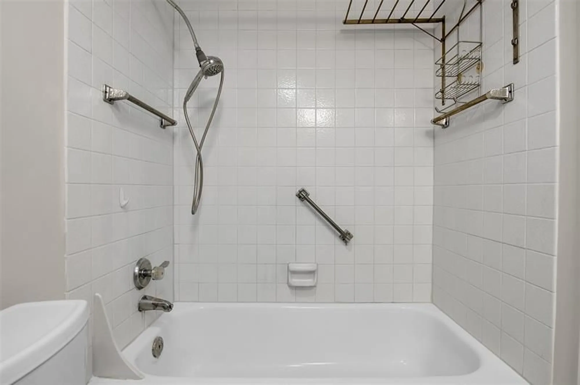 Property Slideshow image 11 of 38 | 1107 bahama bnd e1, Coconut Creek, FL, 33066