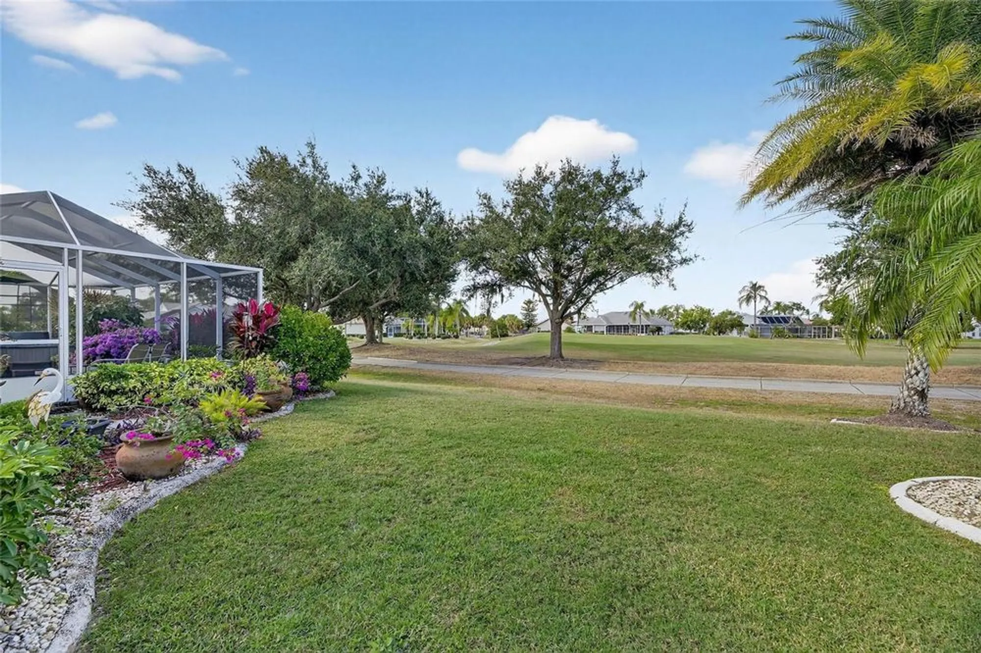 Property Slideshow image 38 of 68 | 2307 platinum dr, Sun City Center, FL, 33573