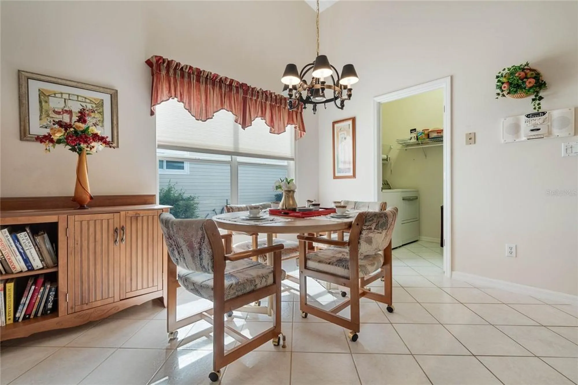 Property Slideshow image 17 of 59 | 25274 lost oak cir, Leesburg, FL, 34748