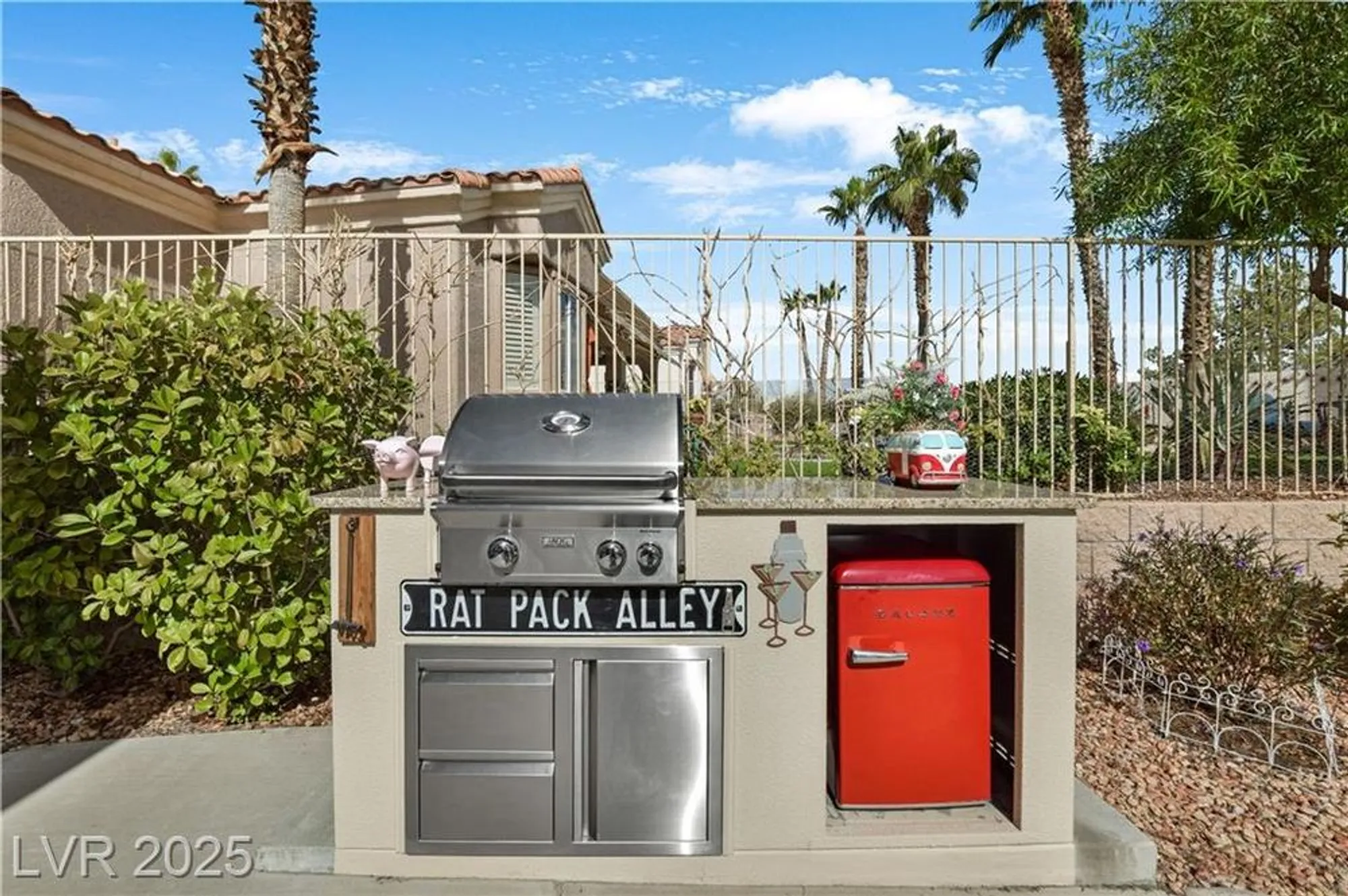 Property Slideshow image 29 of 40 | 2332 rumriver st, Las Vegas, NV, 89134