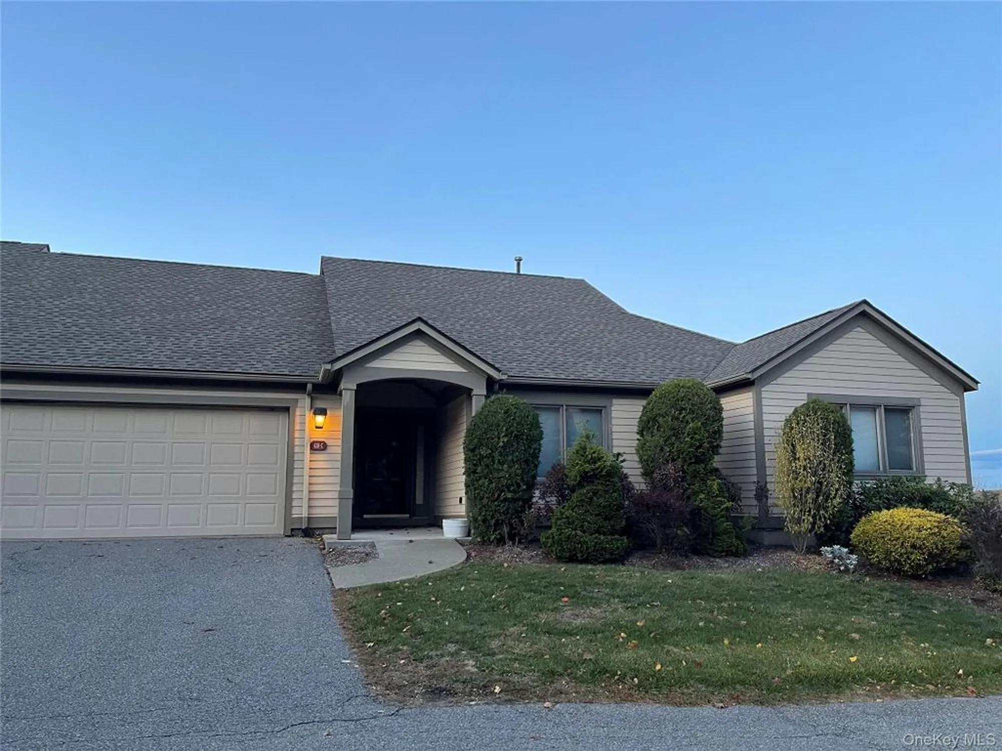 Property Slideshow image 1 of 36 | 418 heritage hls c, Somers, NY, 10589