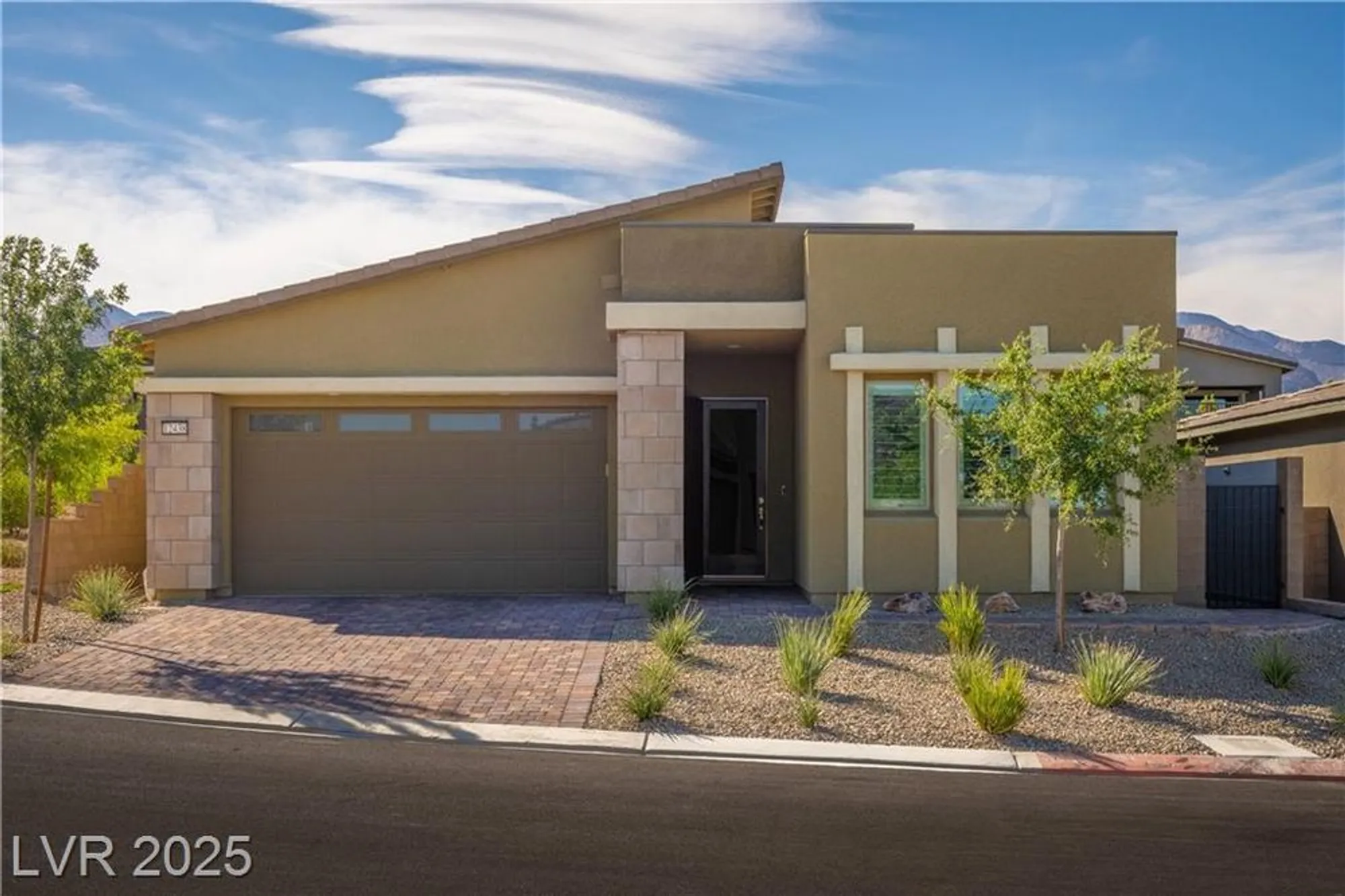 Property Slideshow image 38 of 44 | 12438 heritage bend dr, Las Vegas, NV, 89138