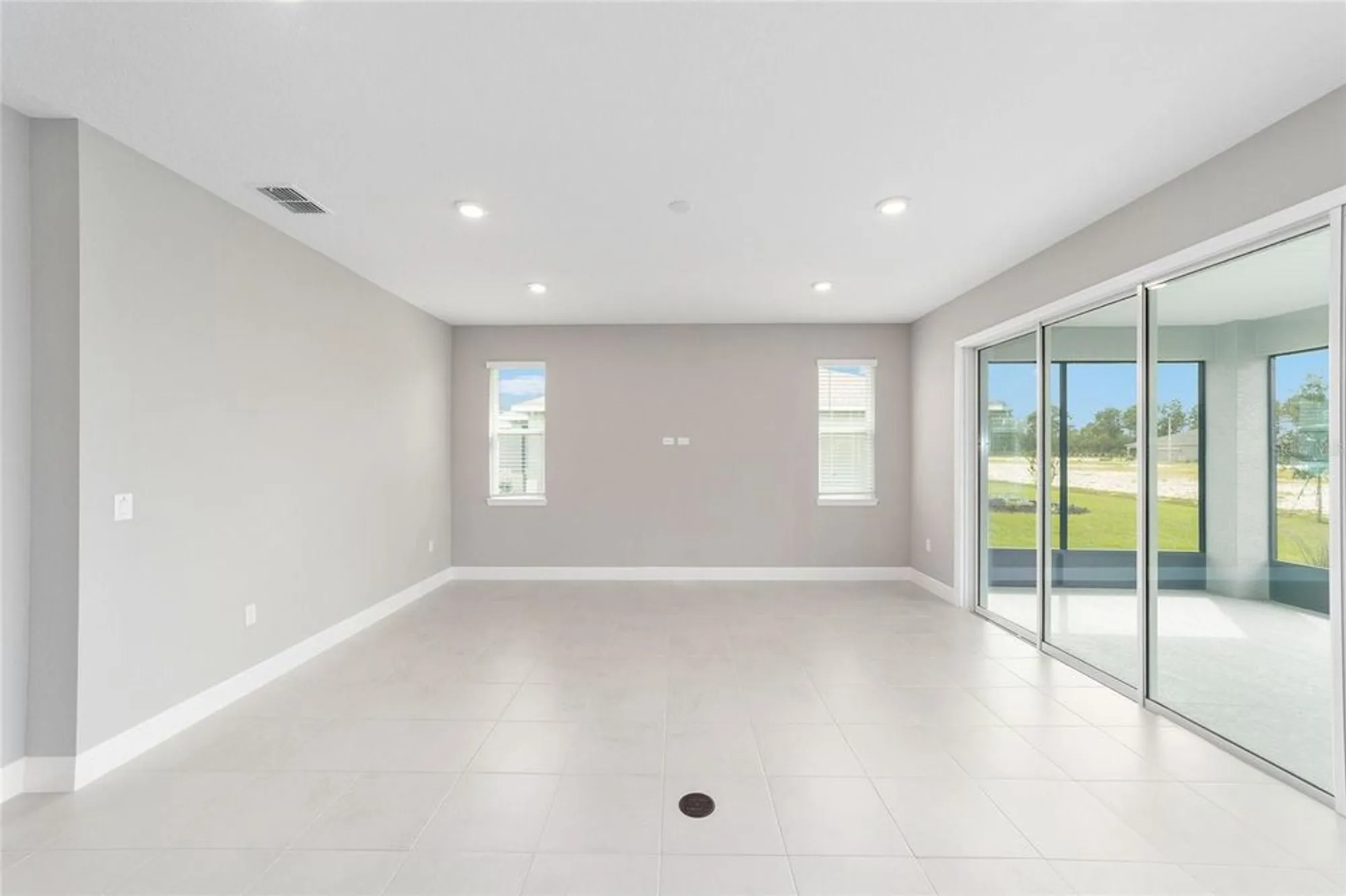 Property Slideshow image 11 of 41 | 10358 sw 105th ct, Ocala, FL, 34481